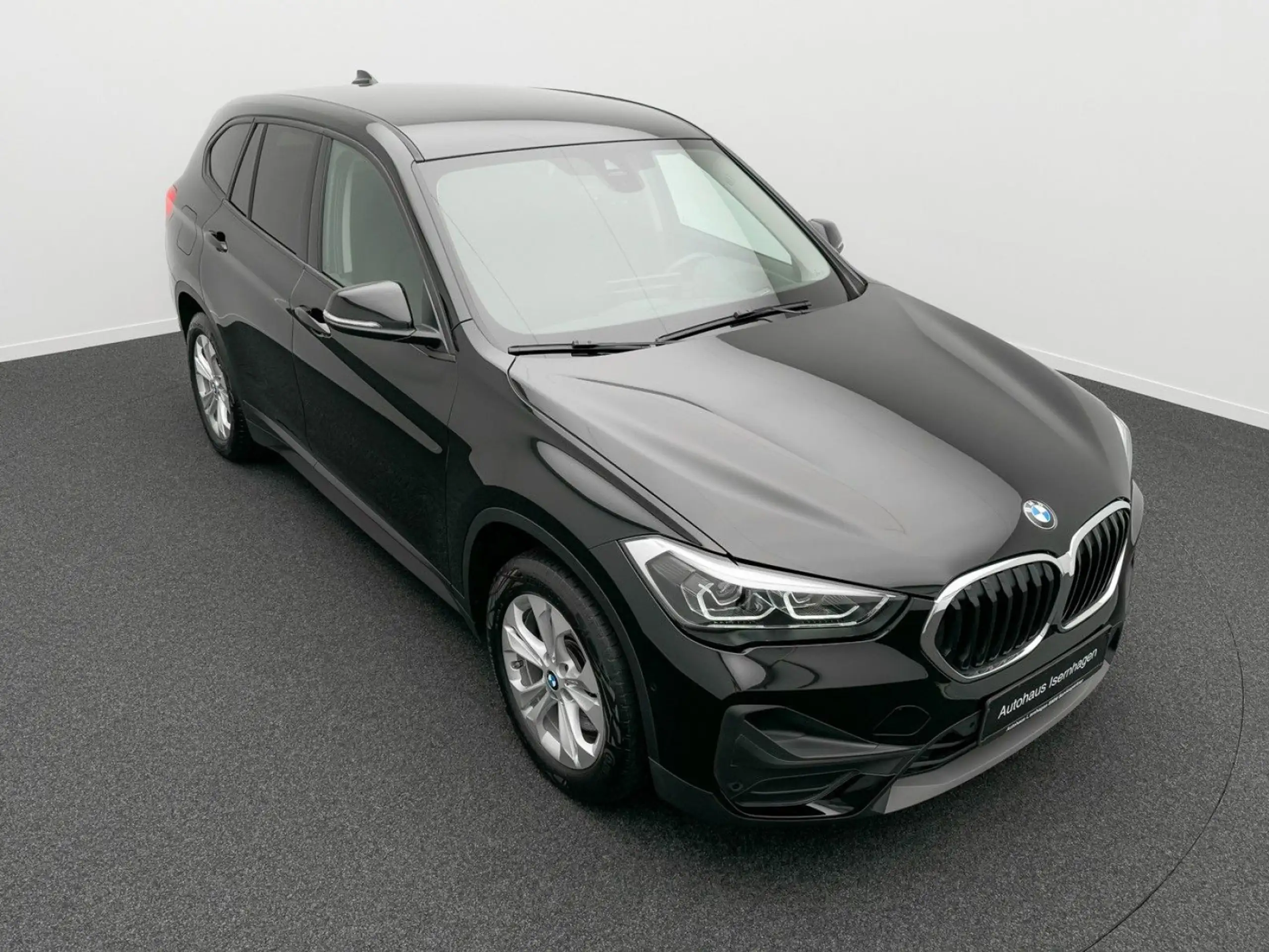 BMW - X1