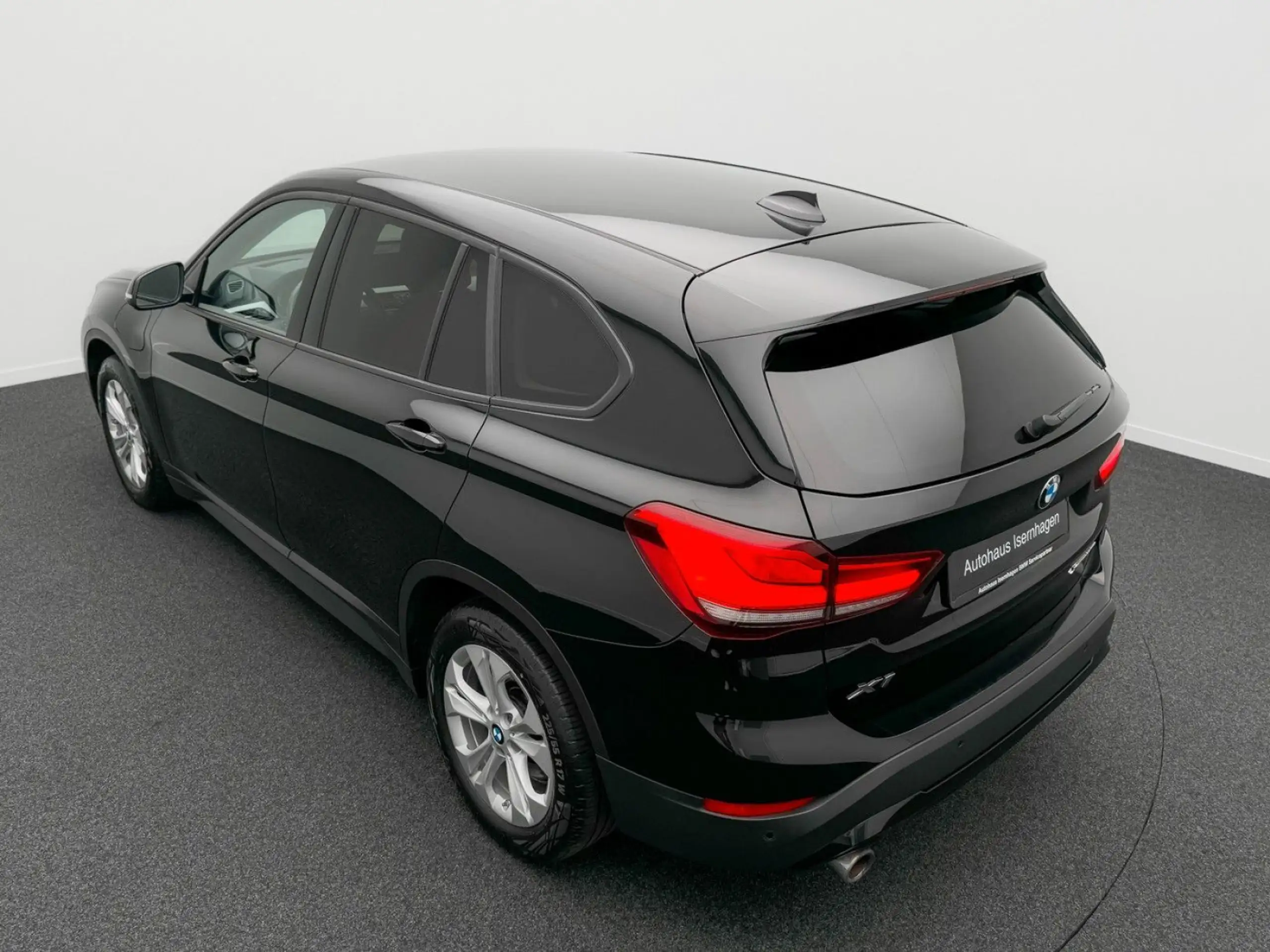 BMW - X1