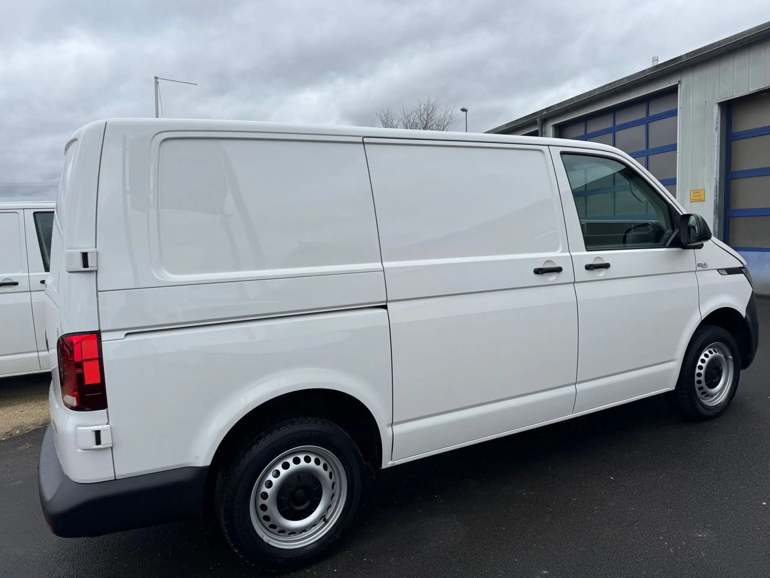 Volkswagen - T6 Transporter