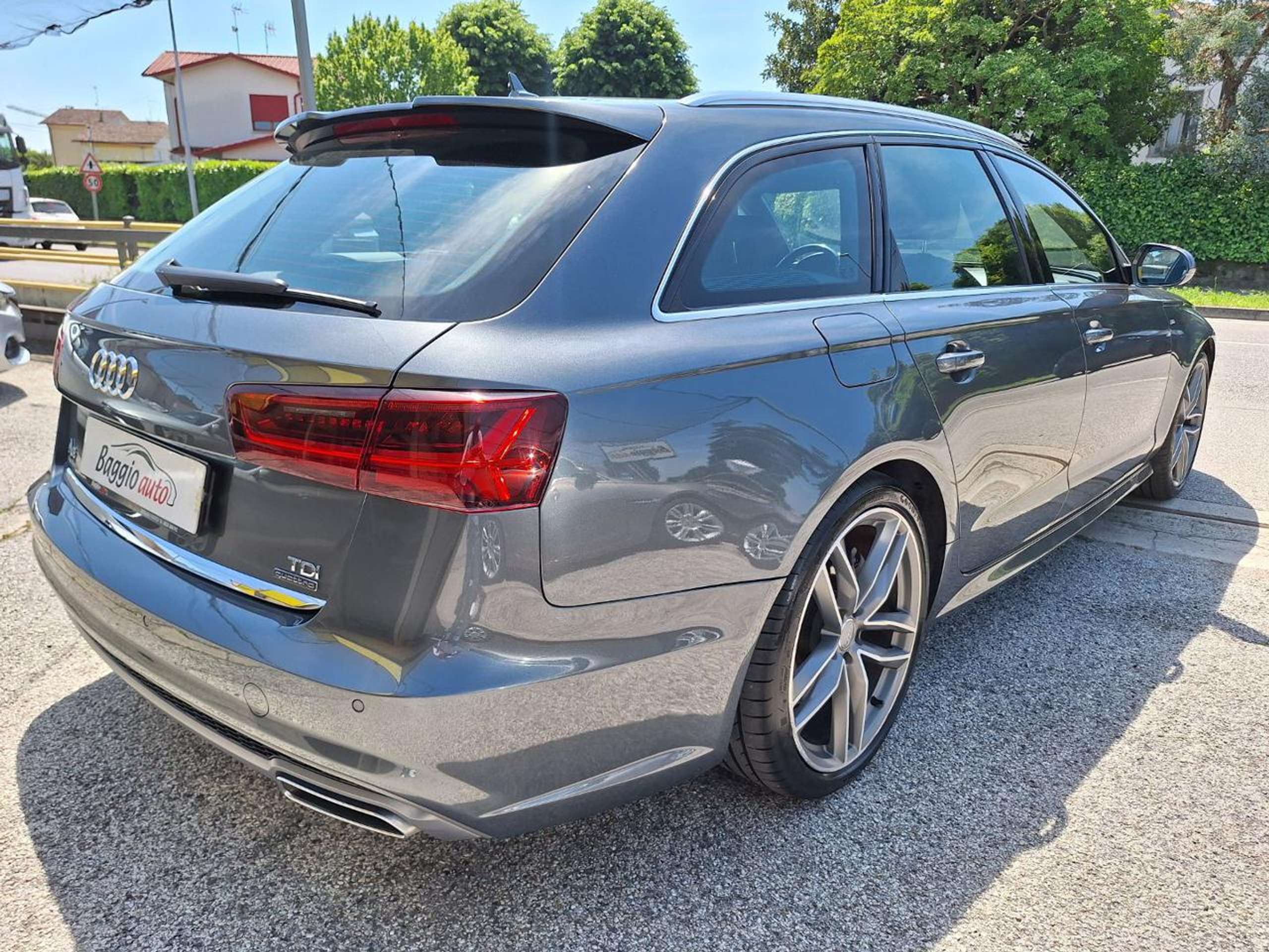 Audi - A6