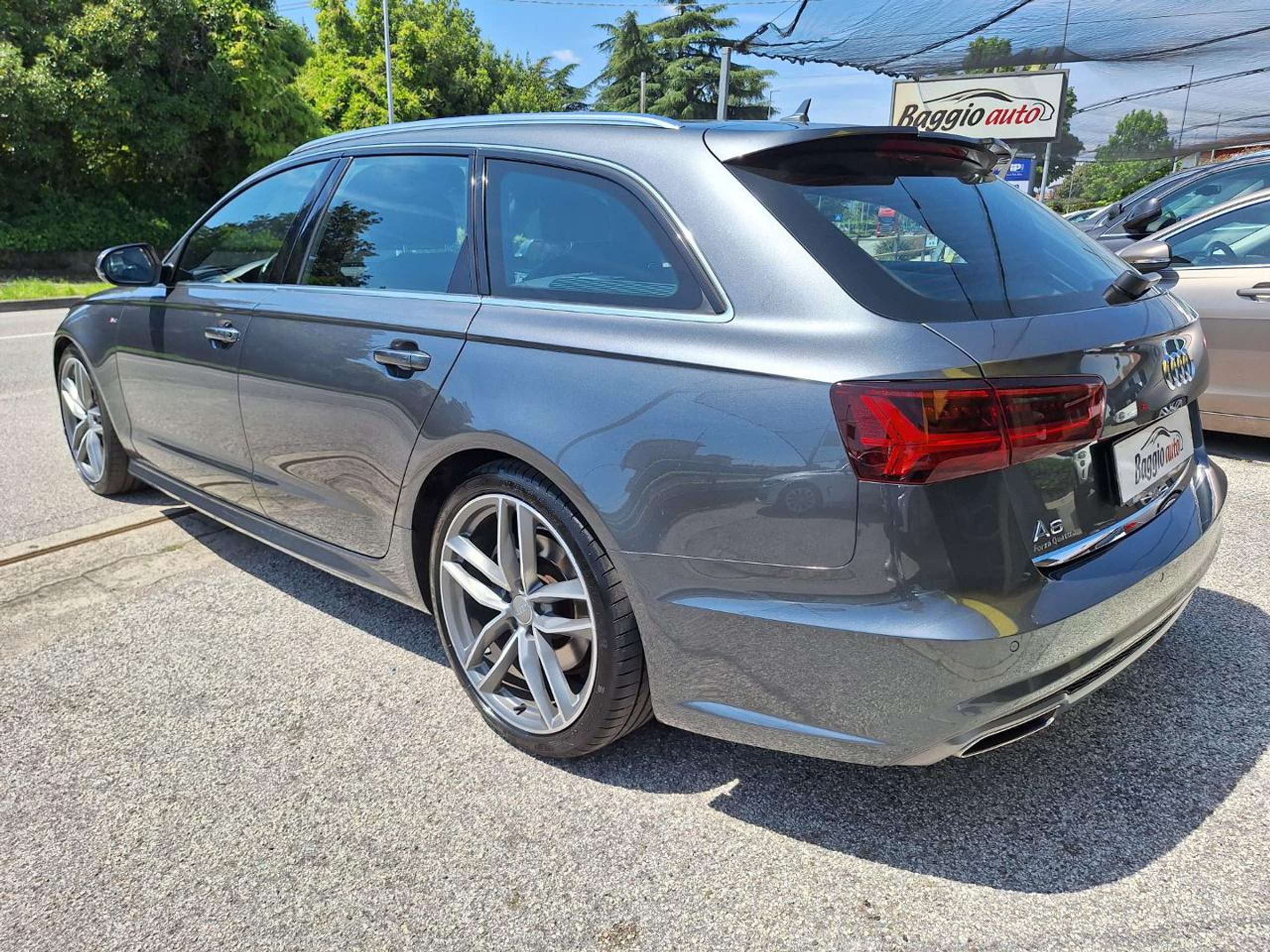 Audi - A6