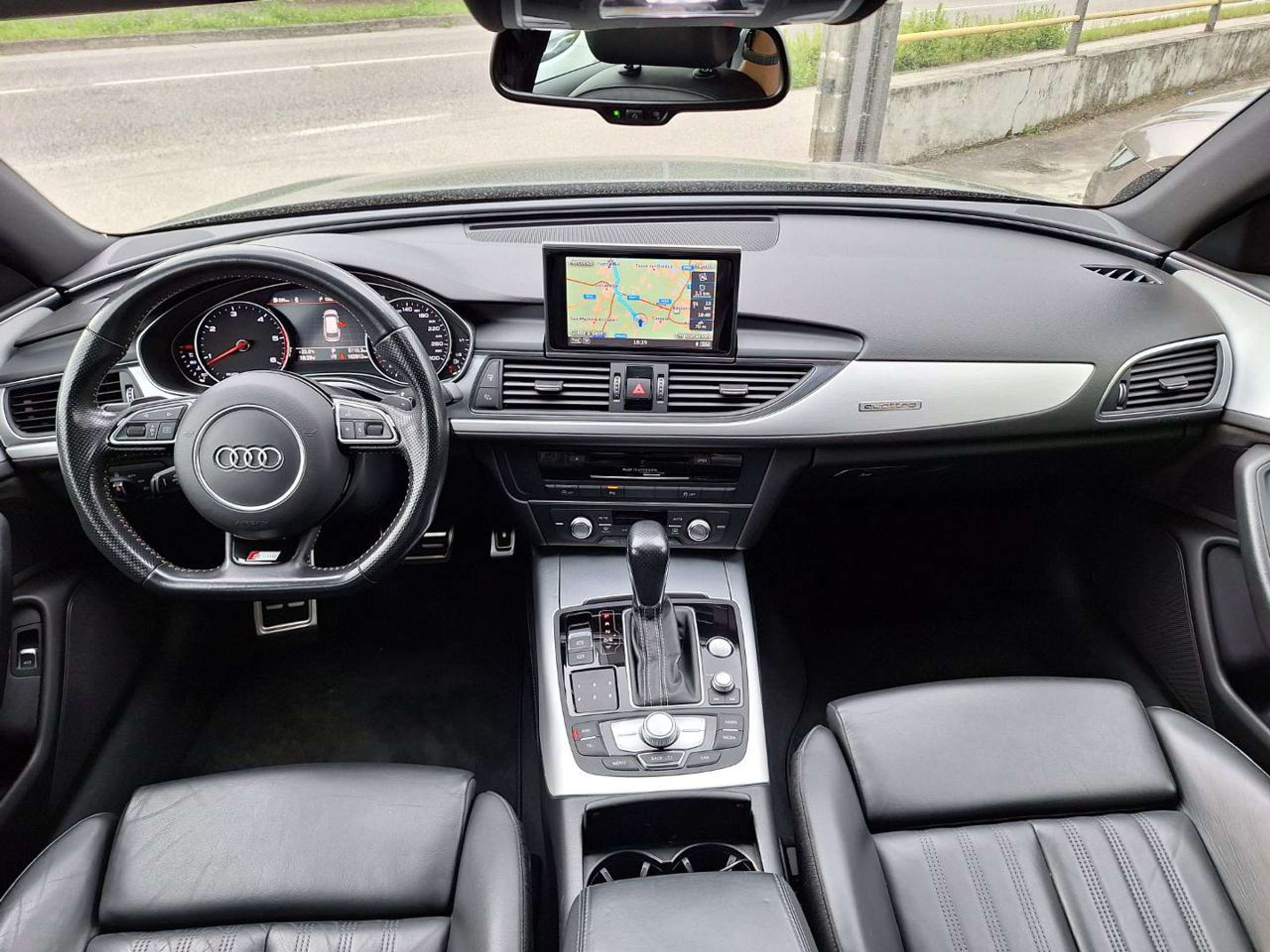 Audi - A6