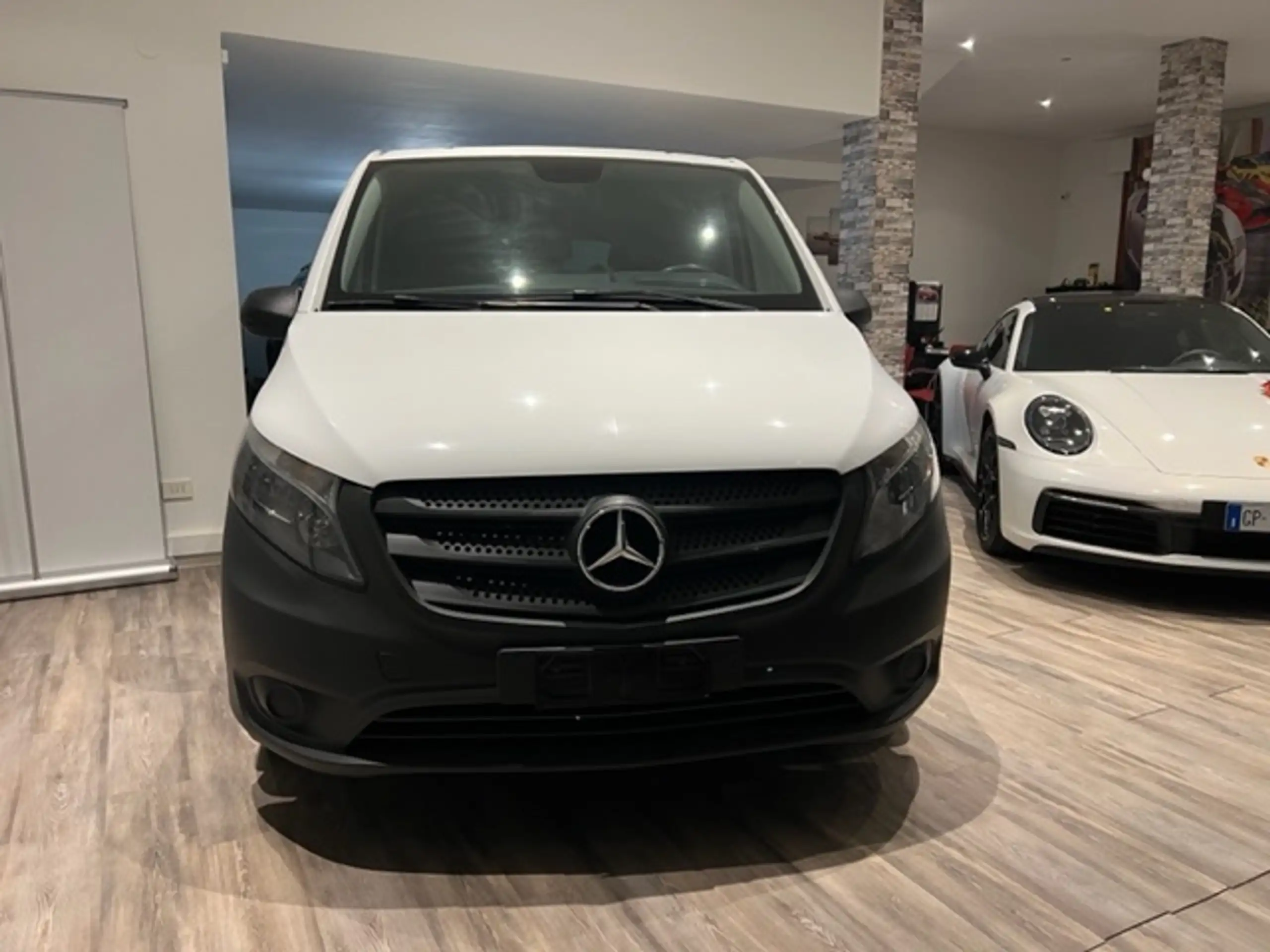 Mercedes-Benz - Vito