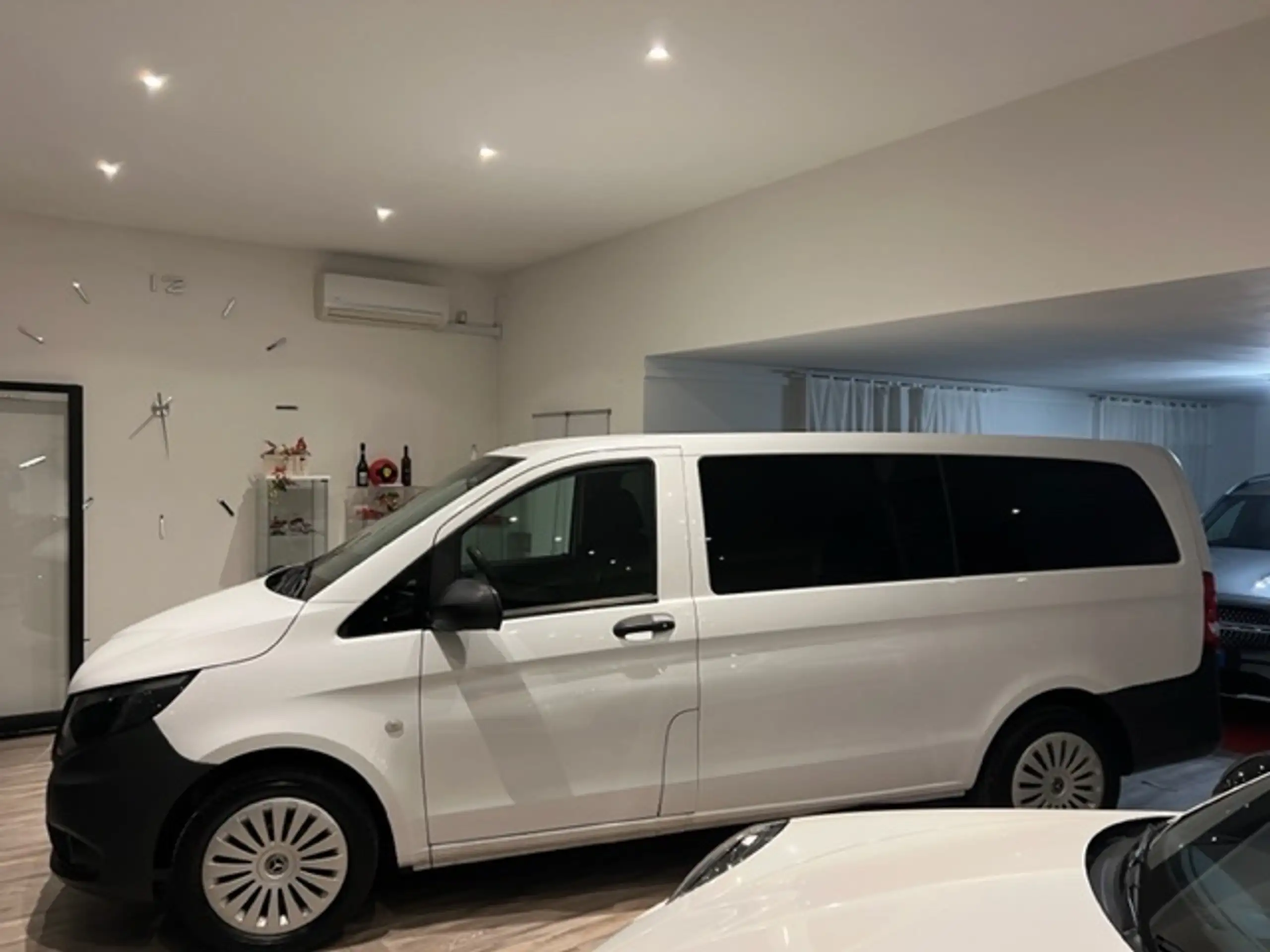 Mercedes-Benz - Vito