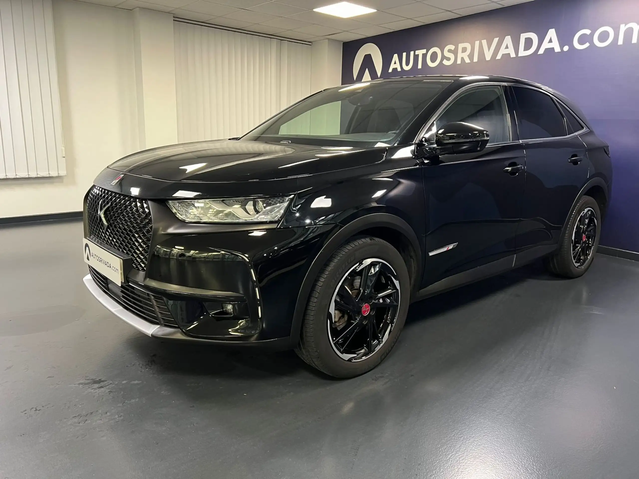 DS Automobiles - DS 7 Crossback