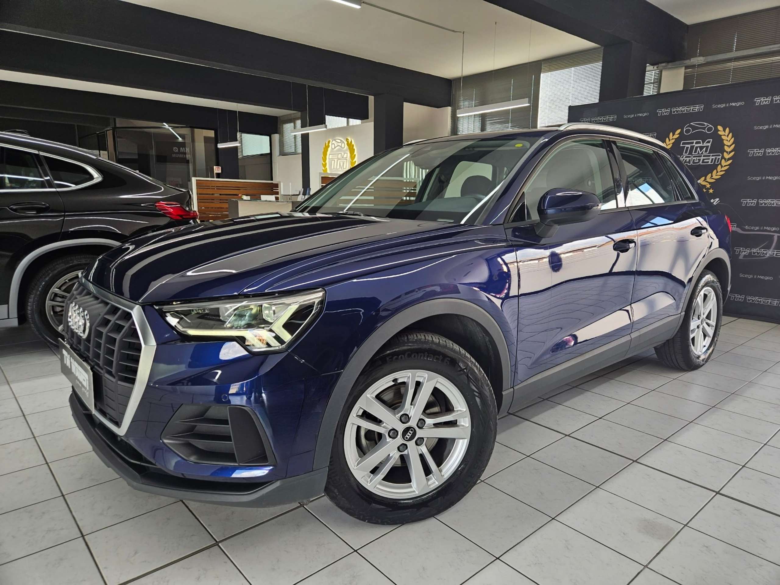 Audi - Q3