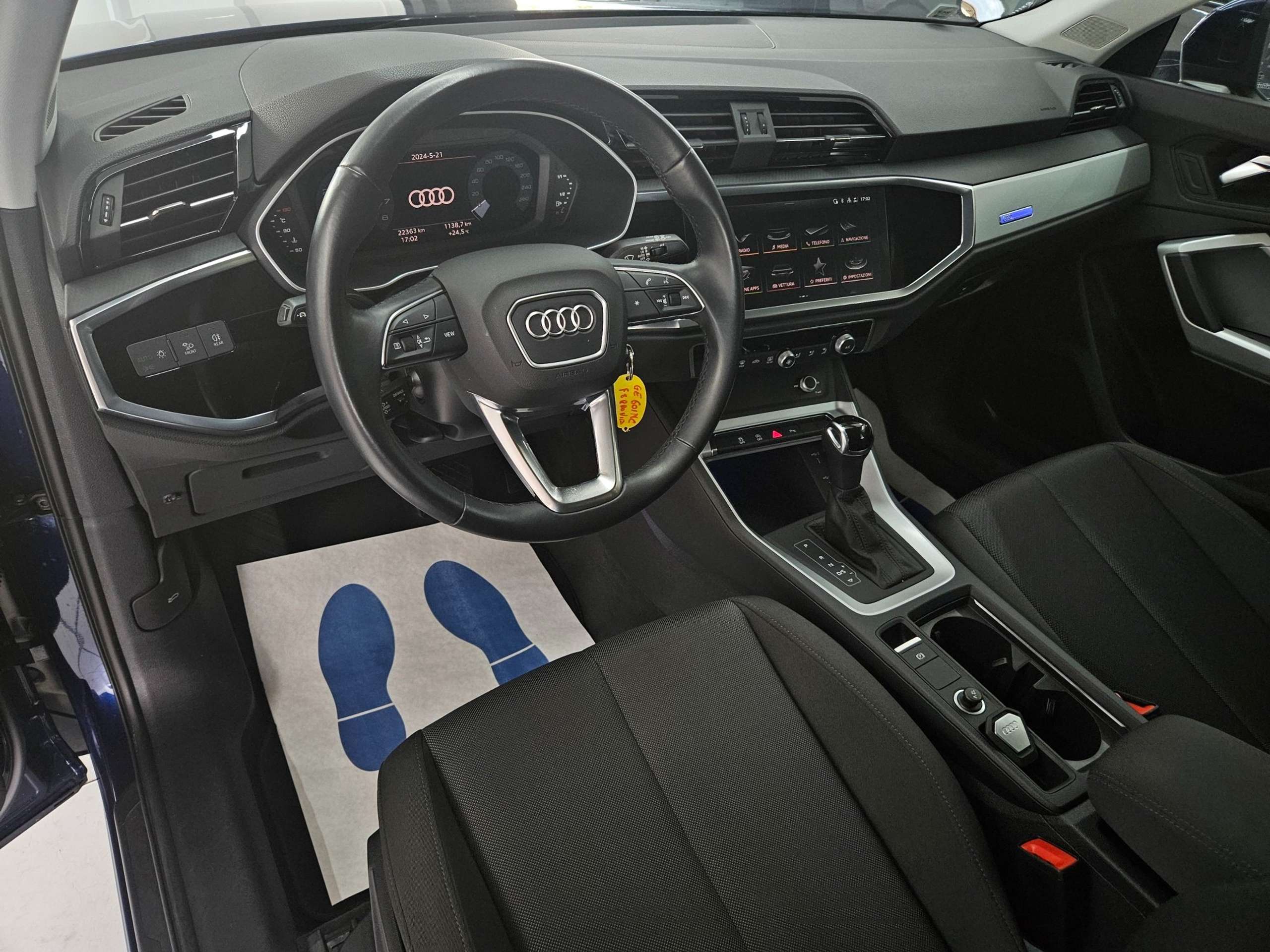 Audi - Q3