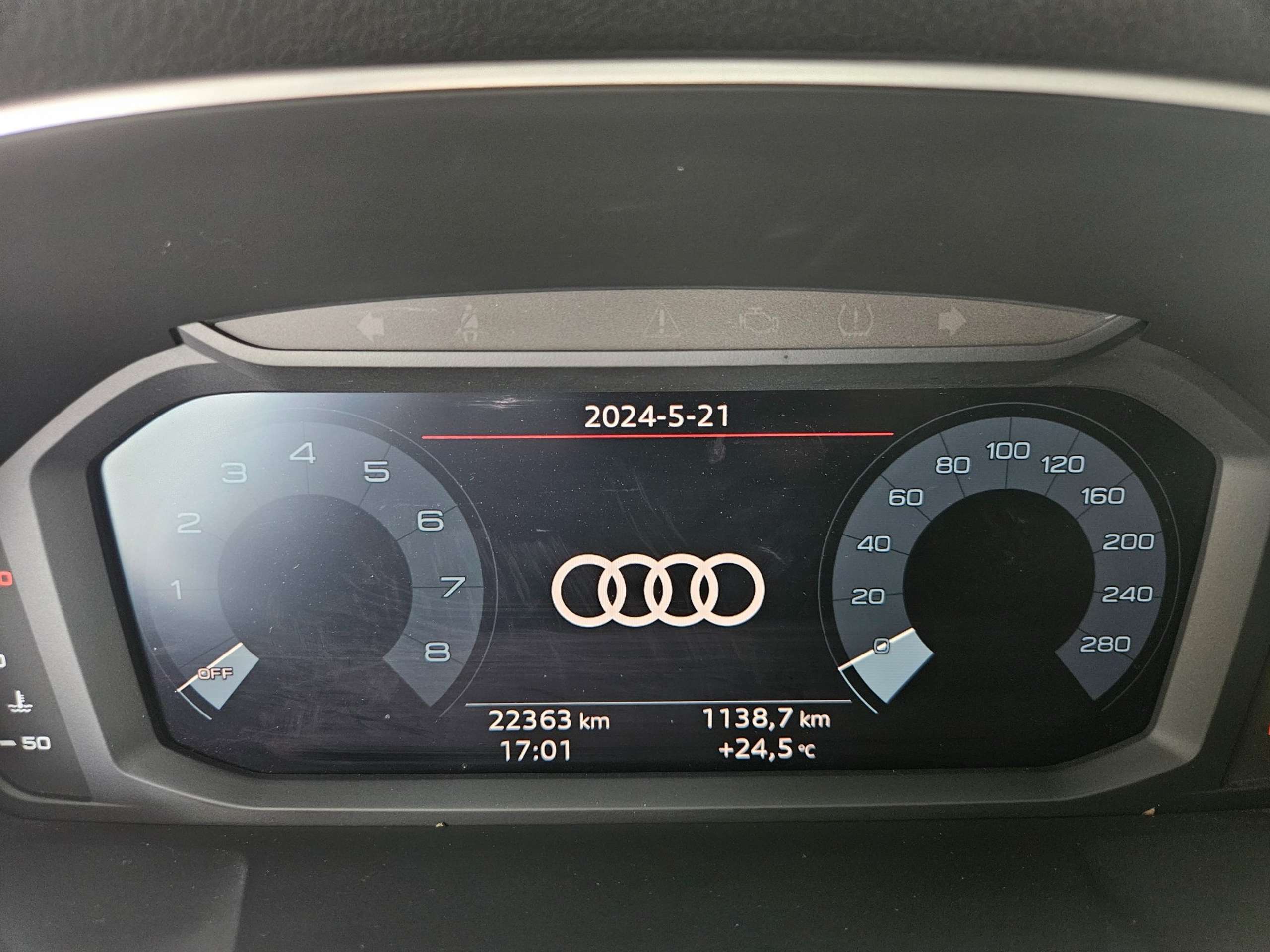 Audi - Q3