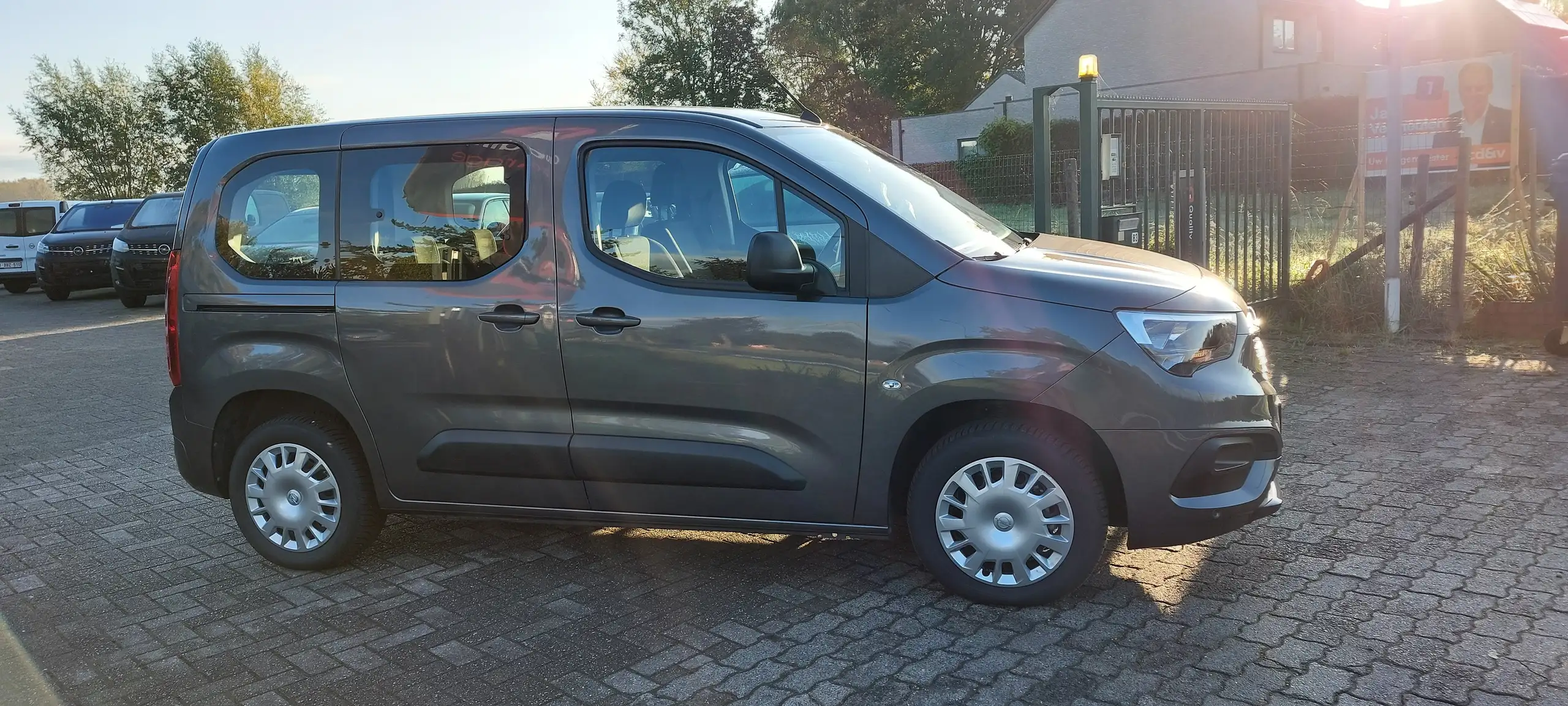 Opel - Combo Life