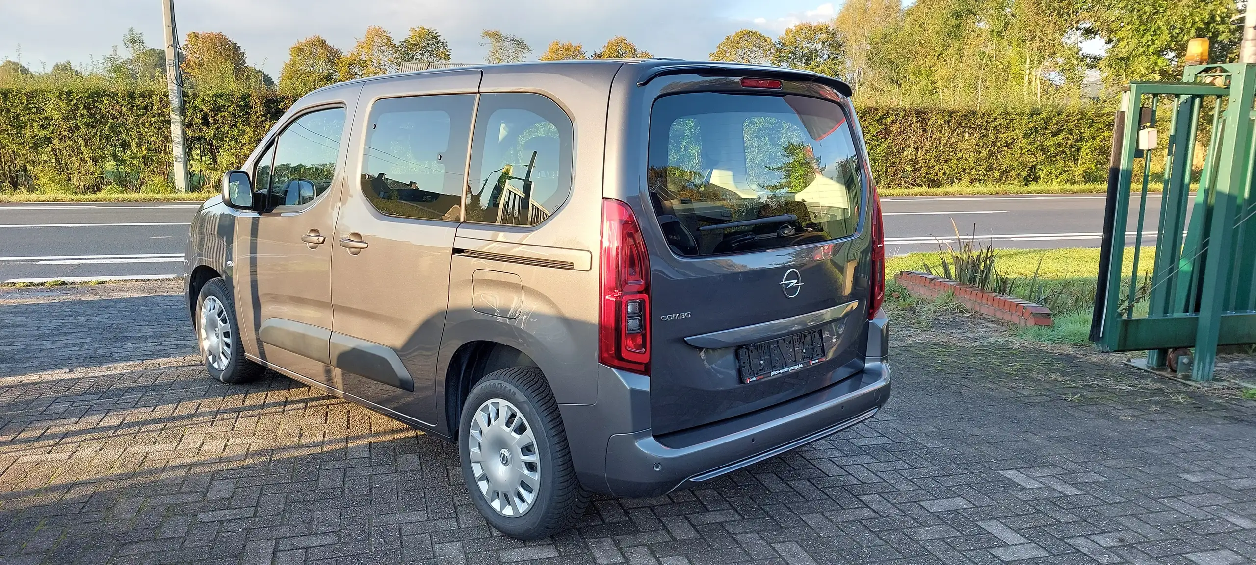 Opel - Combo Life