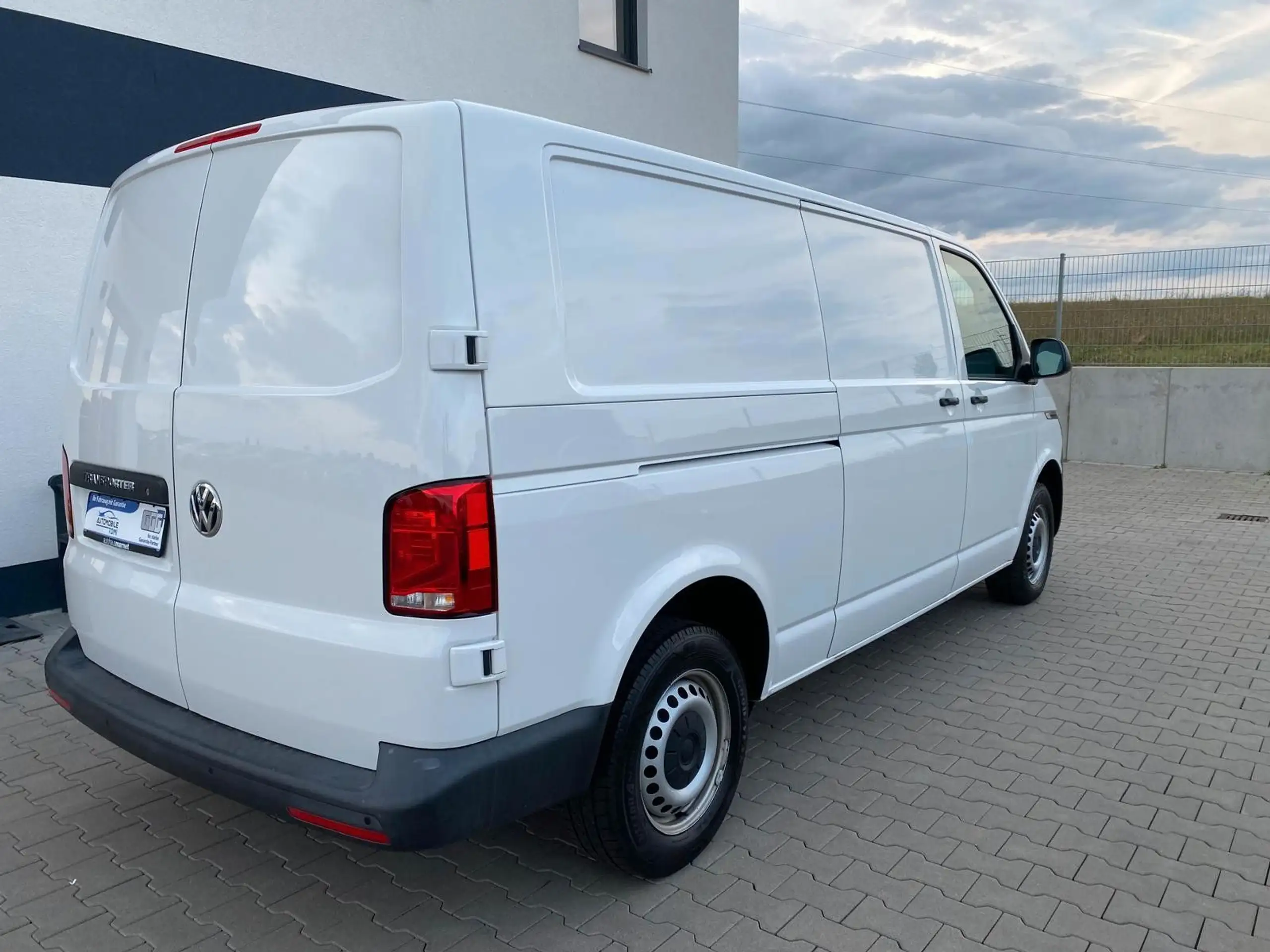 Volkswagen - T6 Transporter