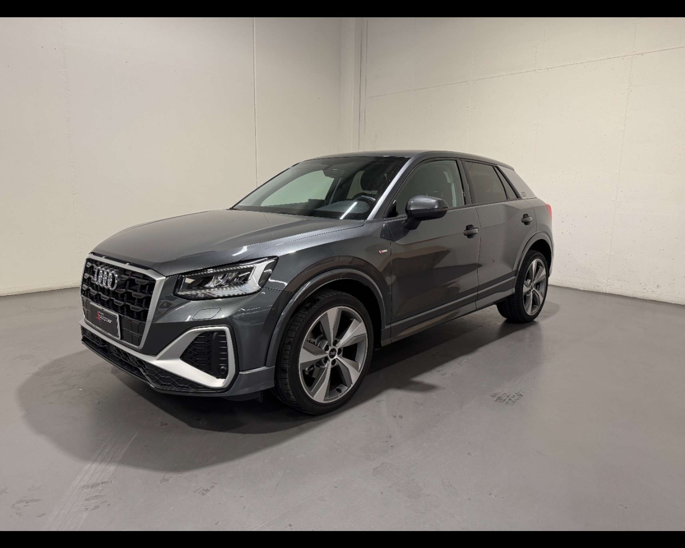 Audi - Q2