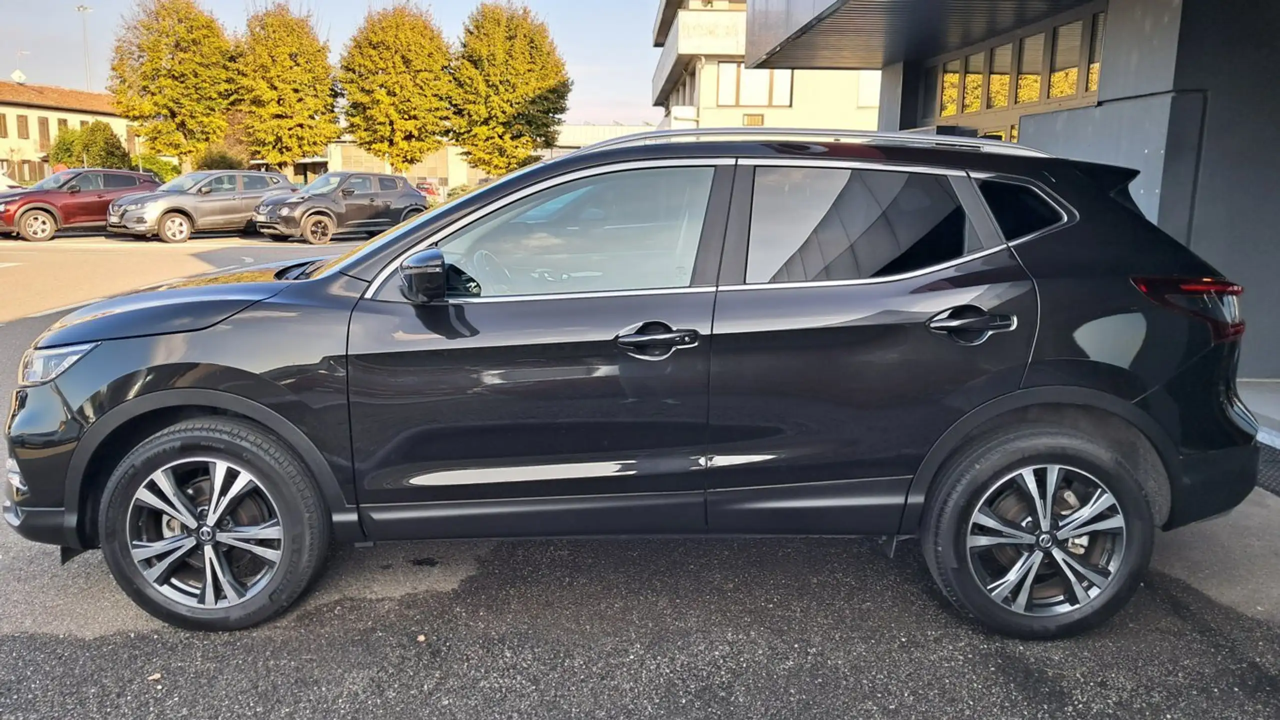 Nissan - Qashqai