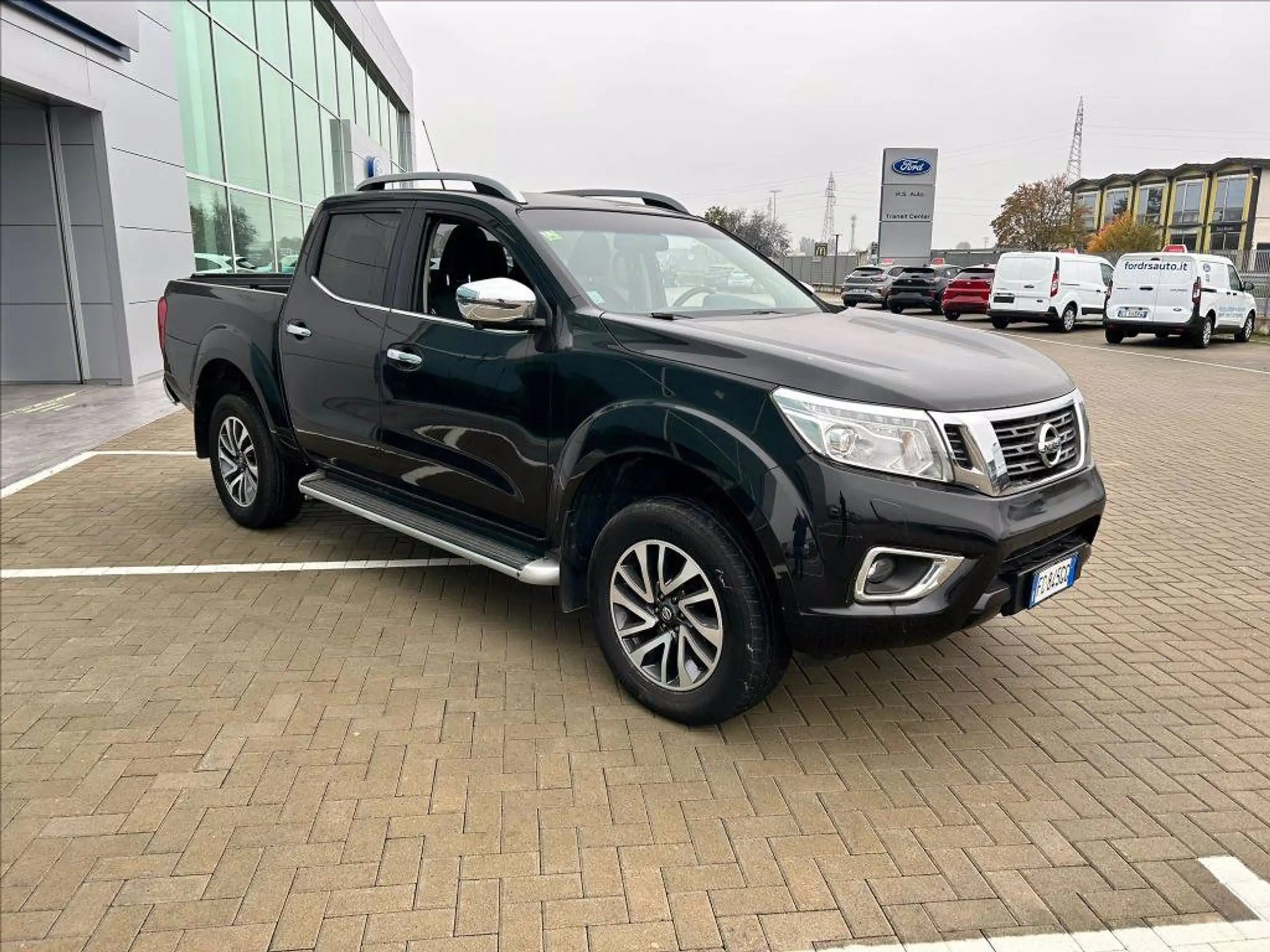 Nissan - Navara