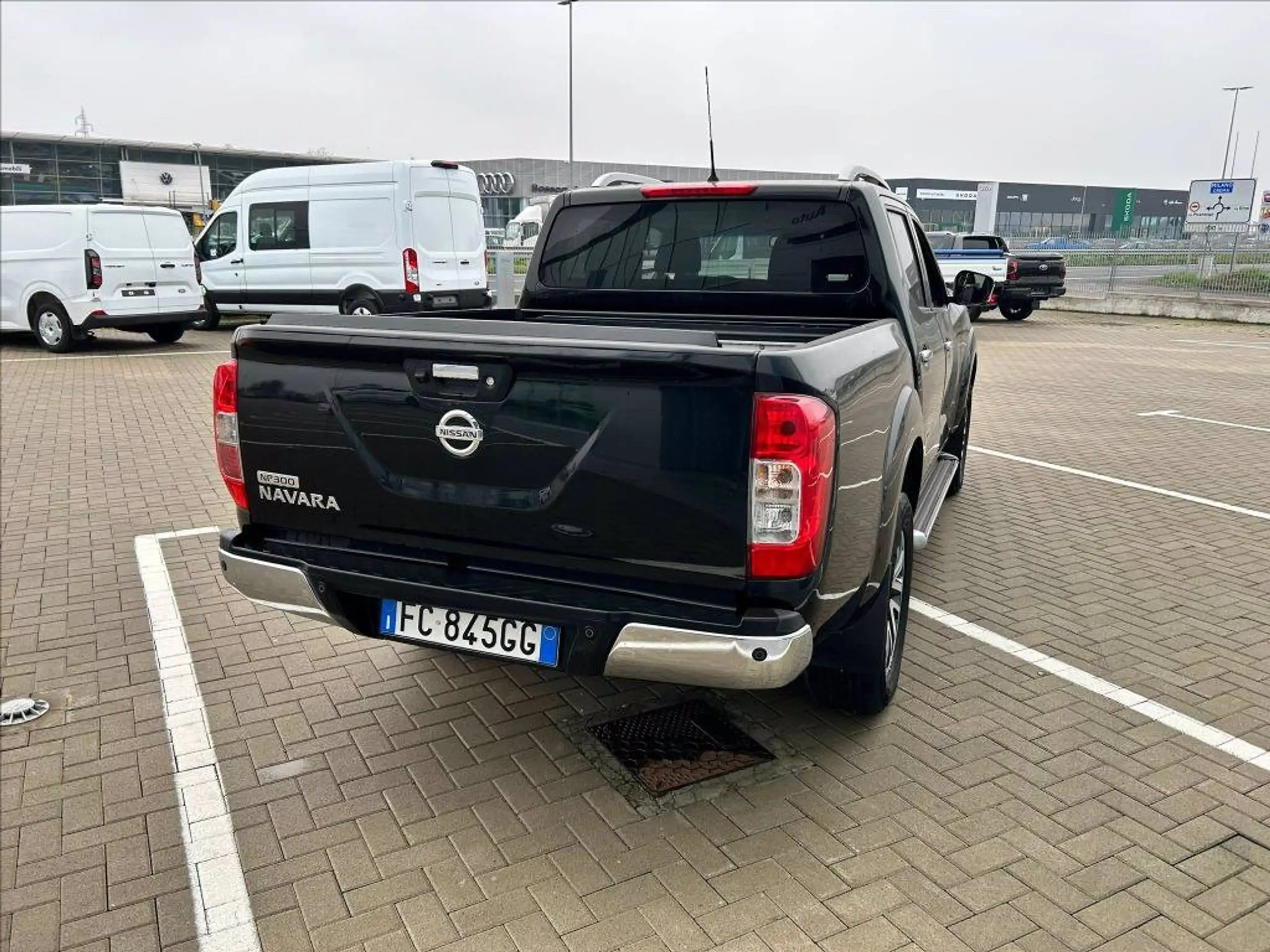 Nissan - Navara