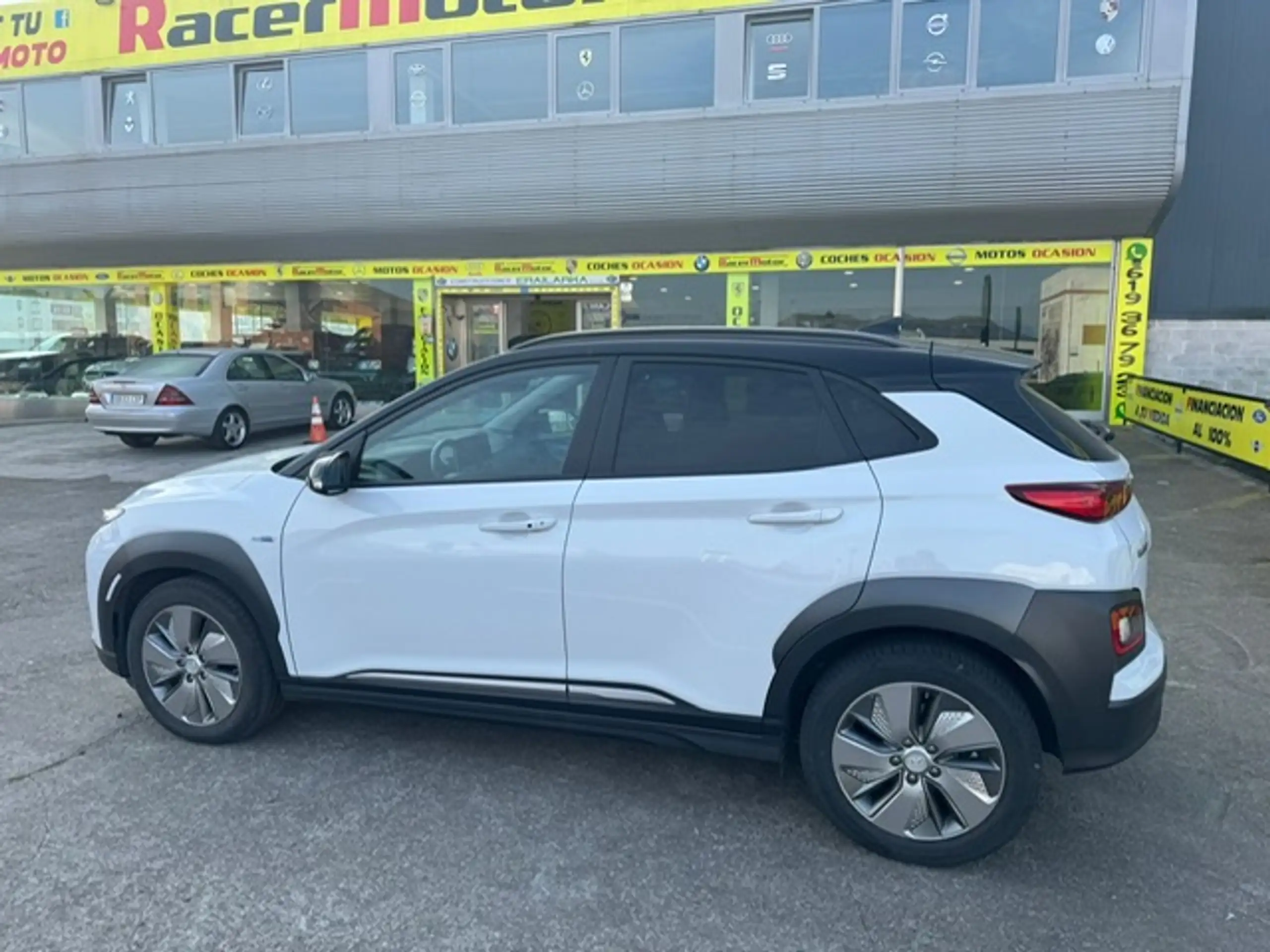 Hyundai - KONA