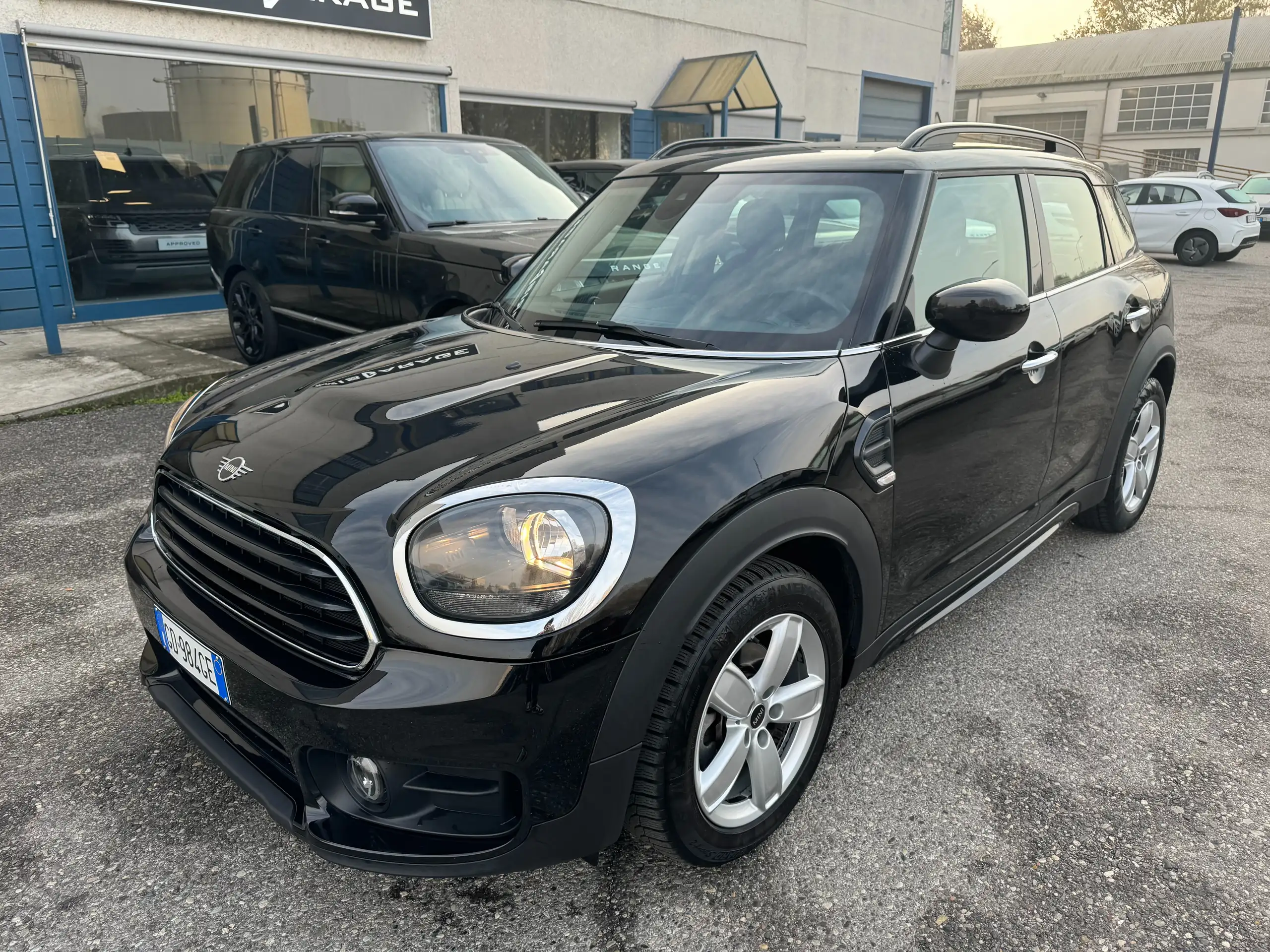 MINI - One D Countryman