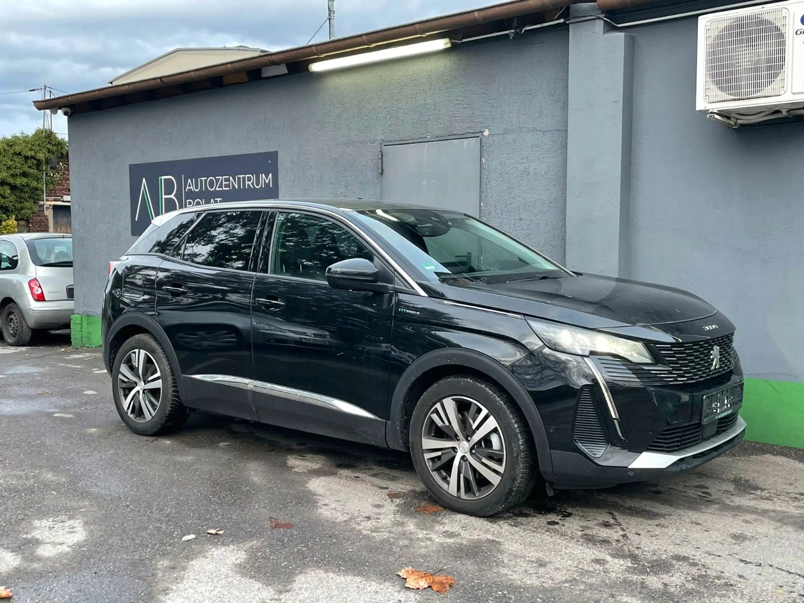 Peugeot - 3008