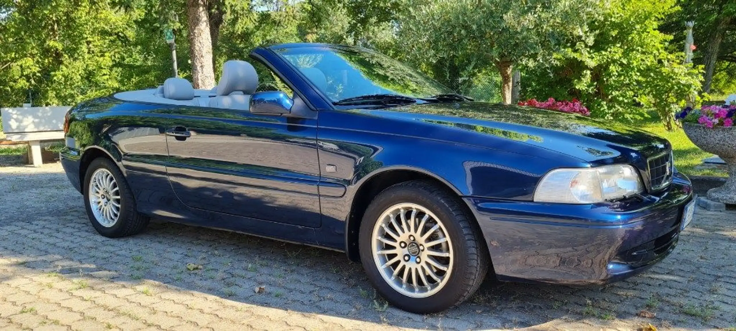 Volvo - C70