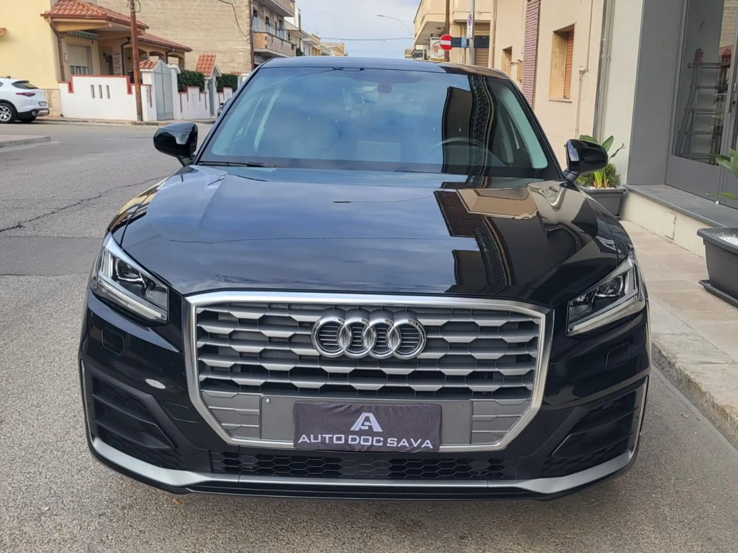 Audi - Q2