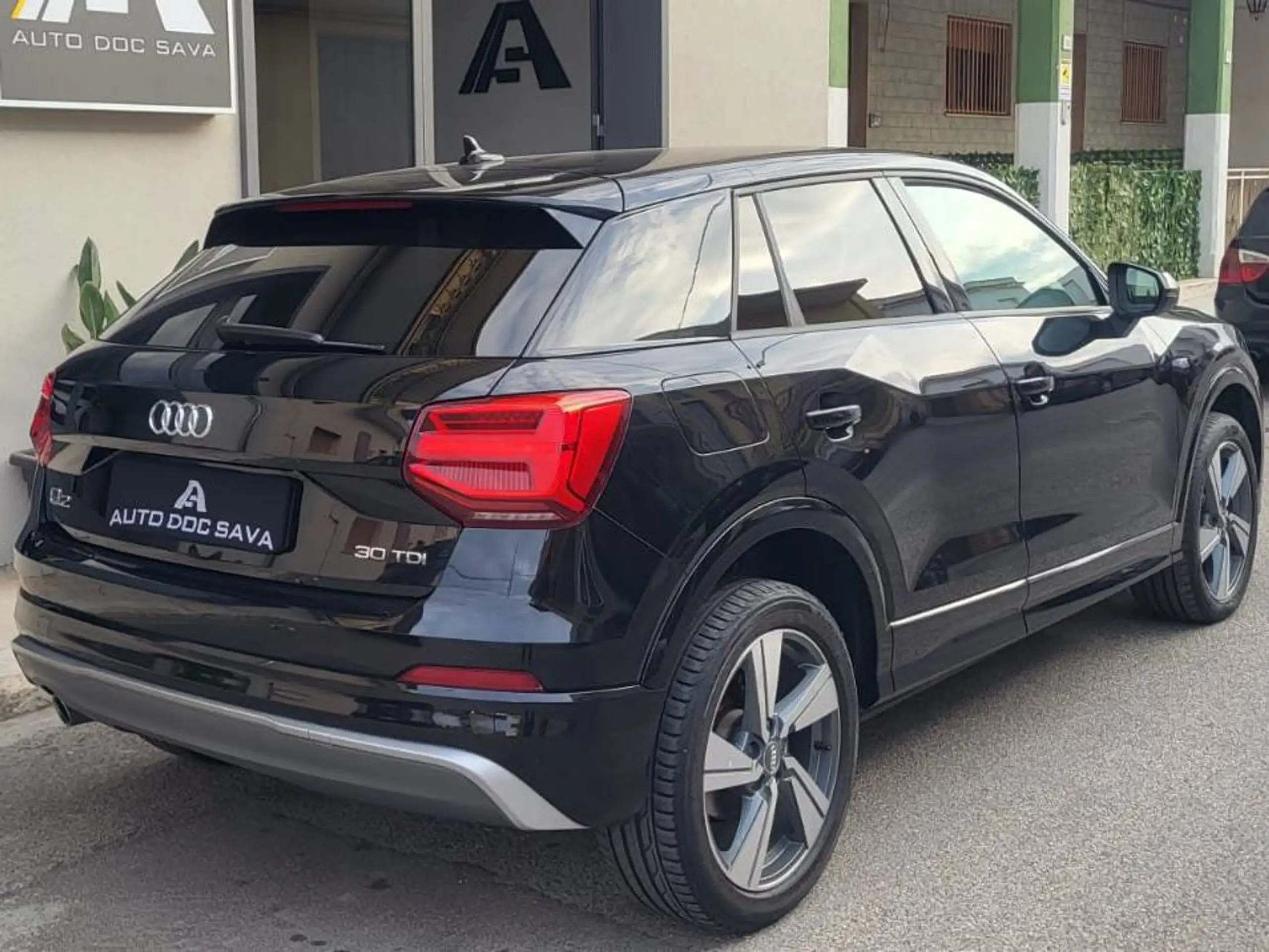 Audi - Q2