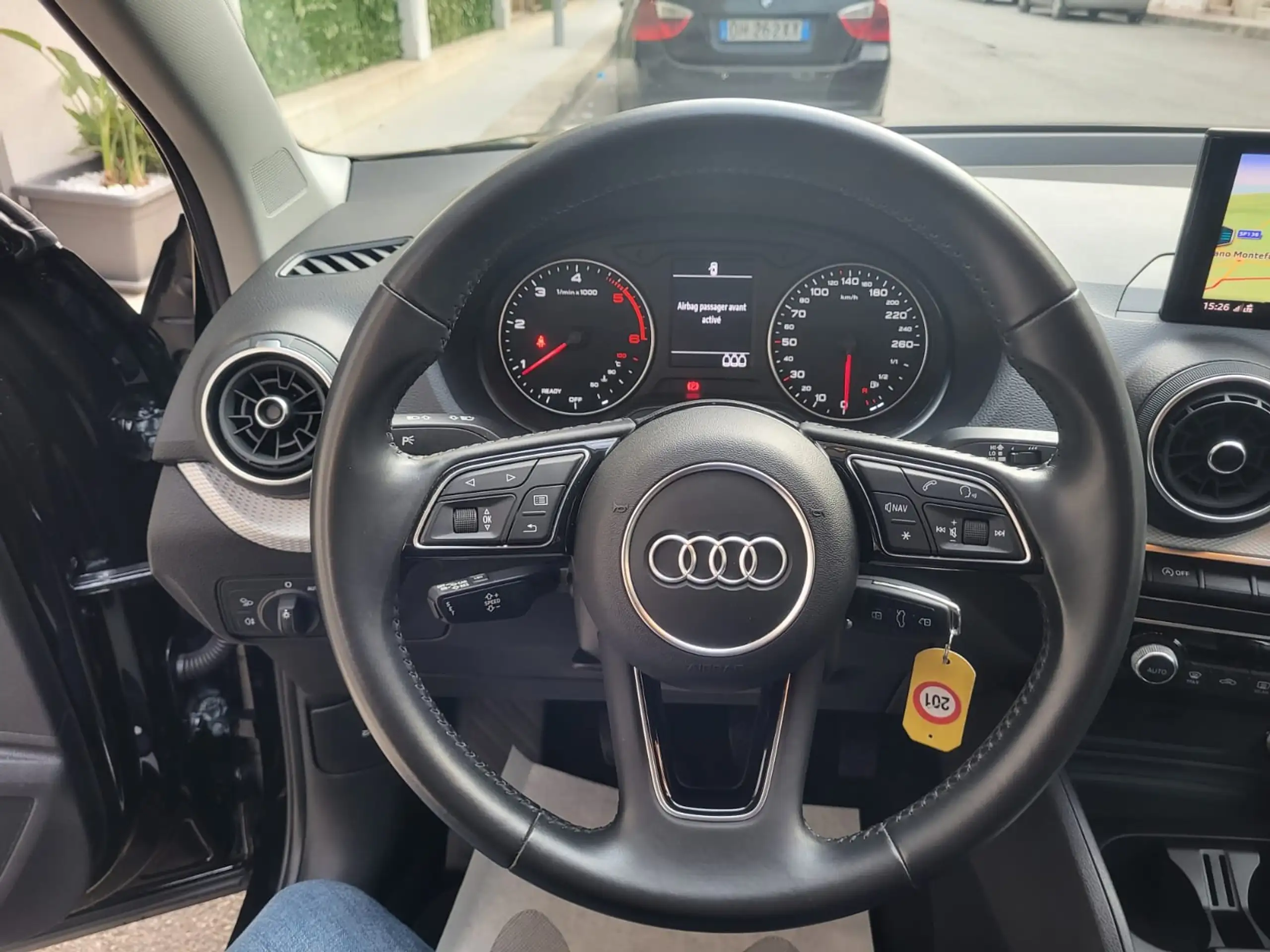 Audi - Q2