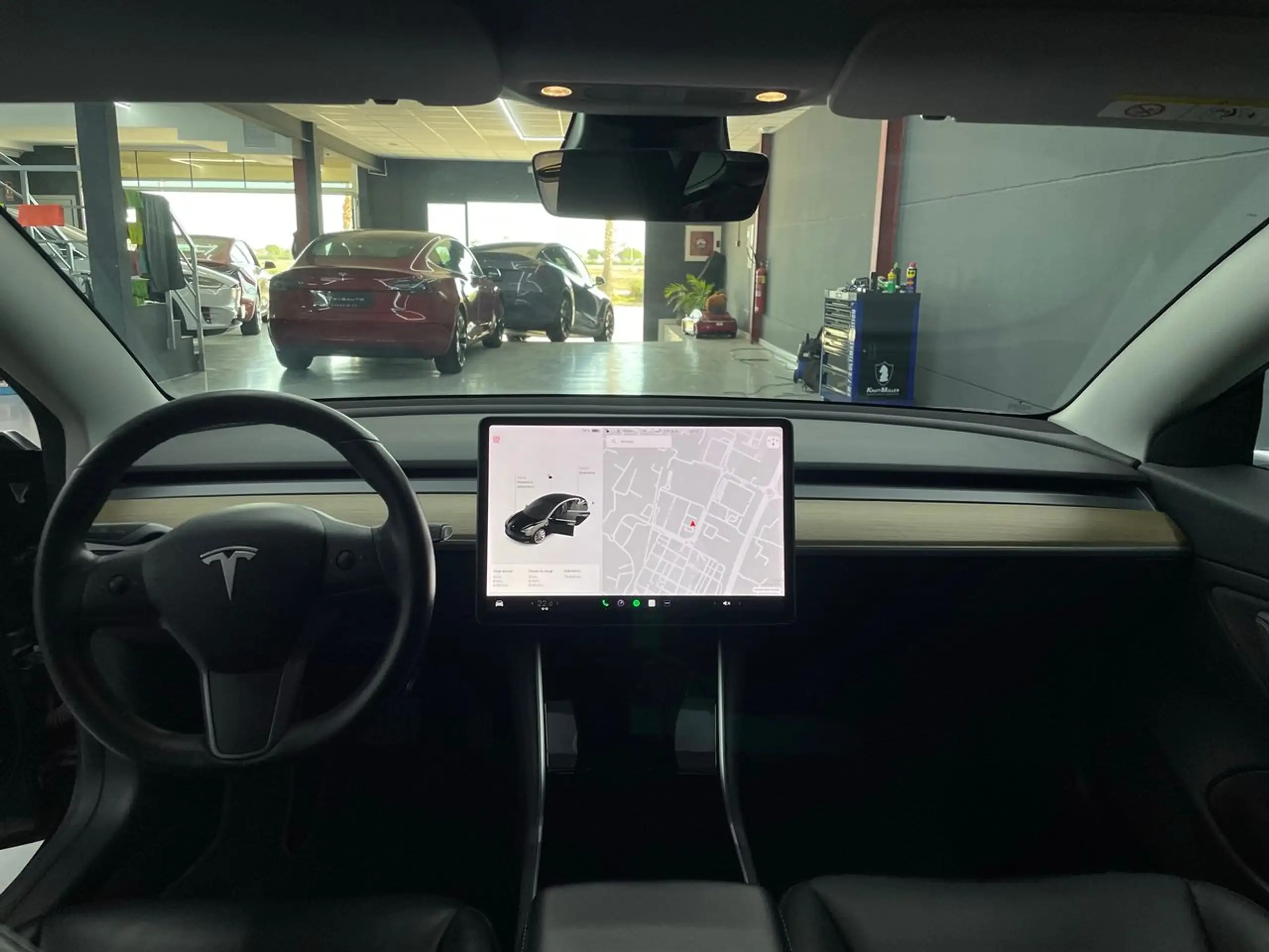 Tesla - Model 3