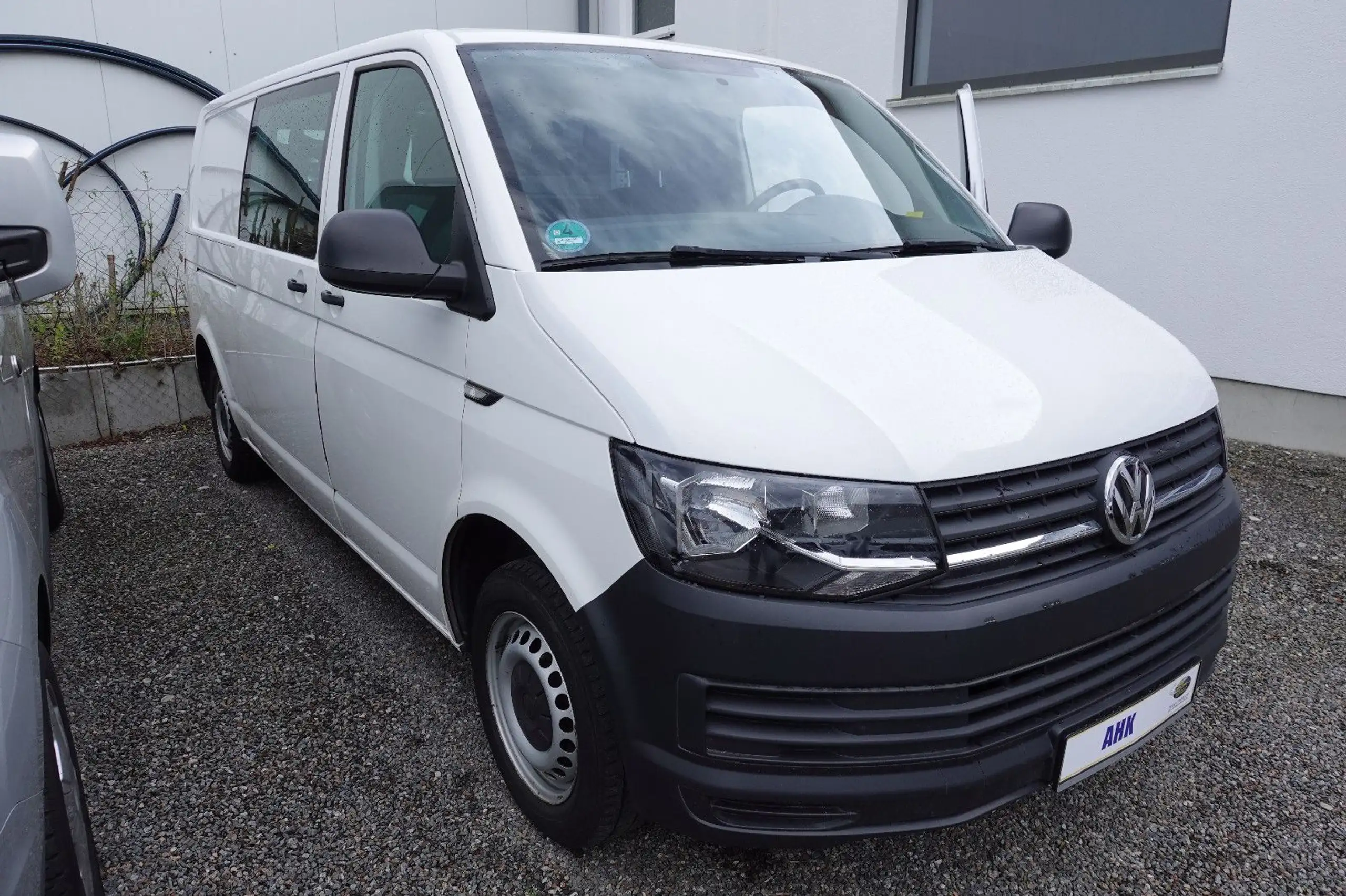 Volkswagen - T6 Transporter