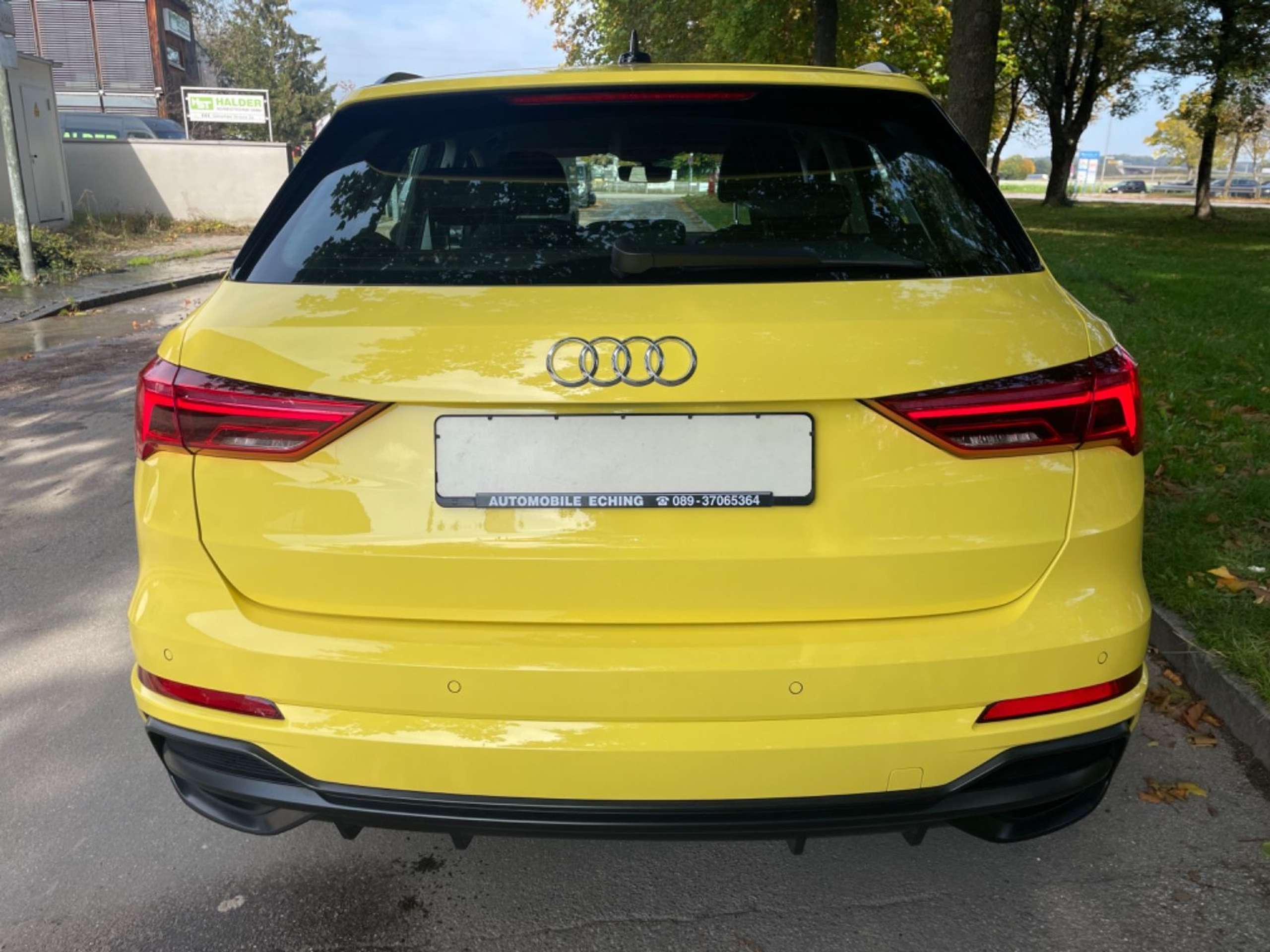 Audi - Q3