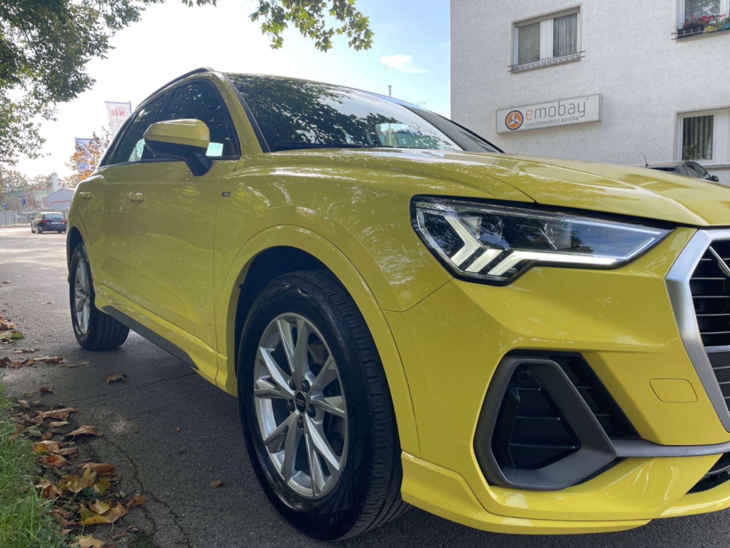 Audi - Q3