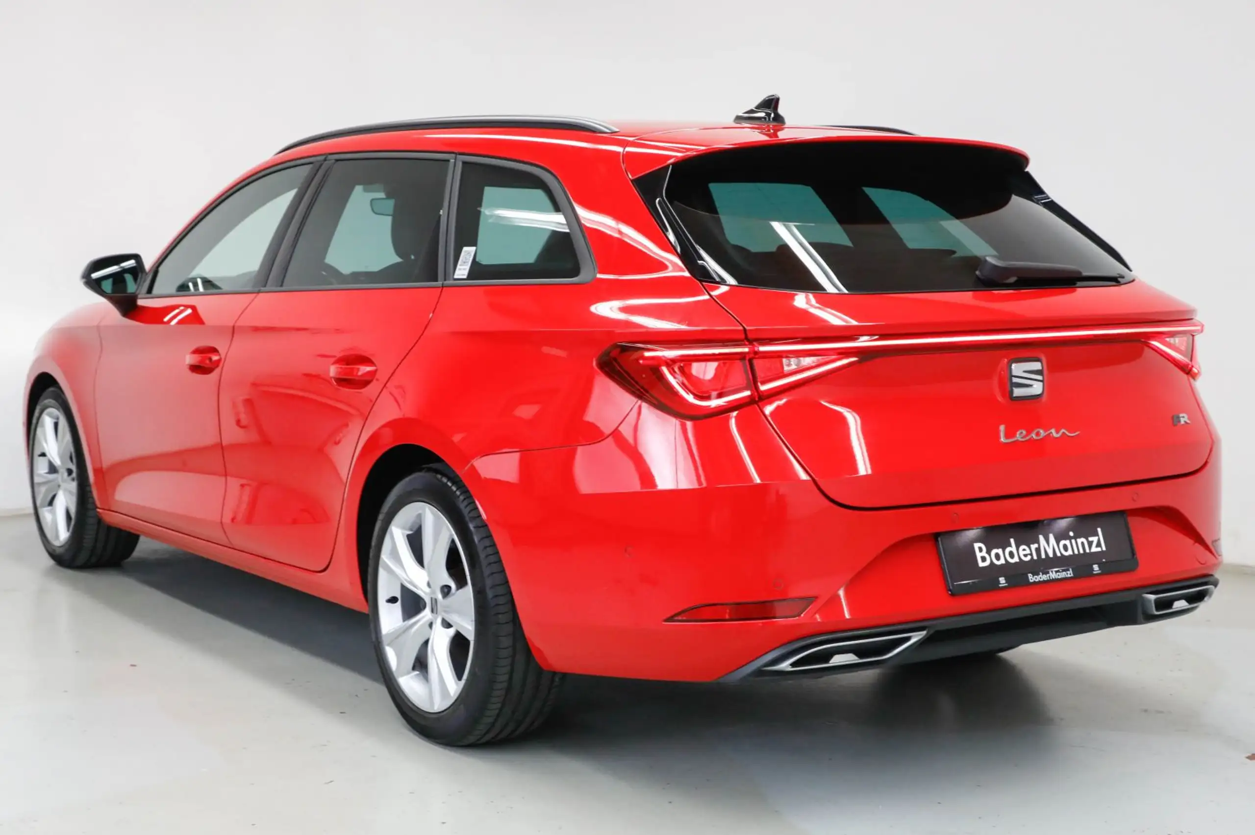 SEAT - Leon