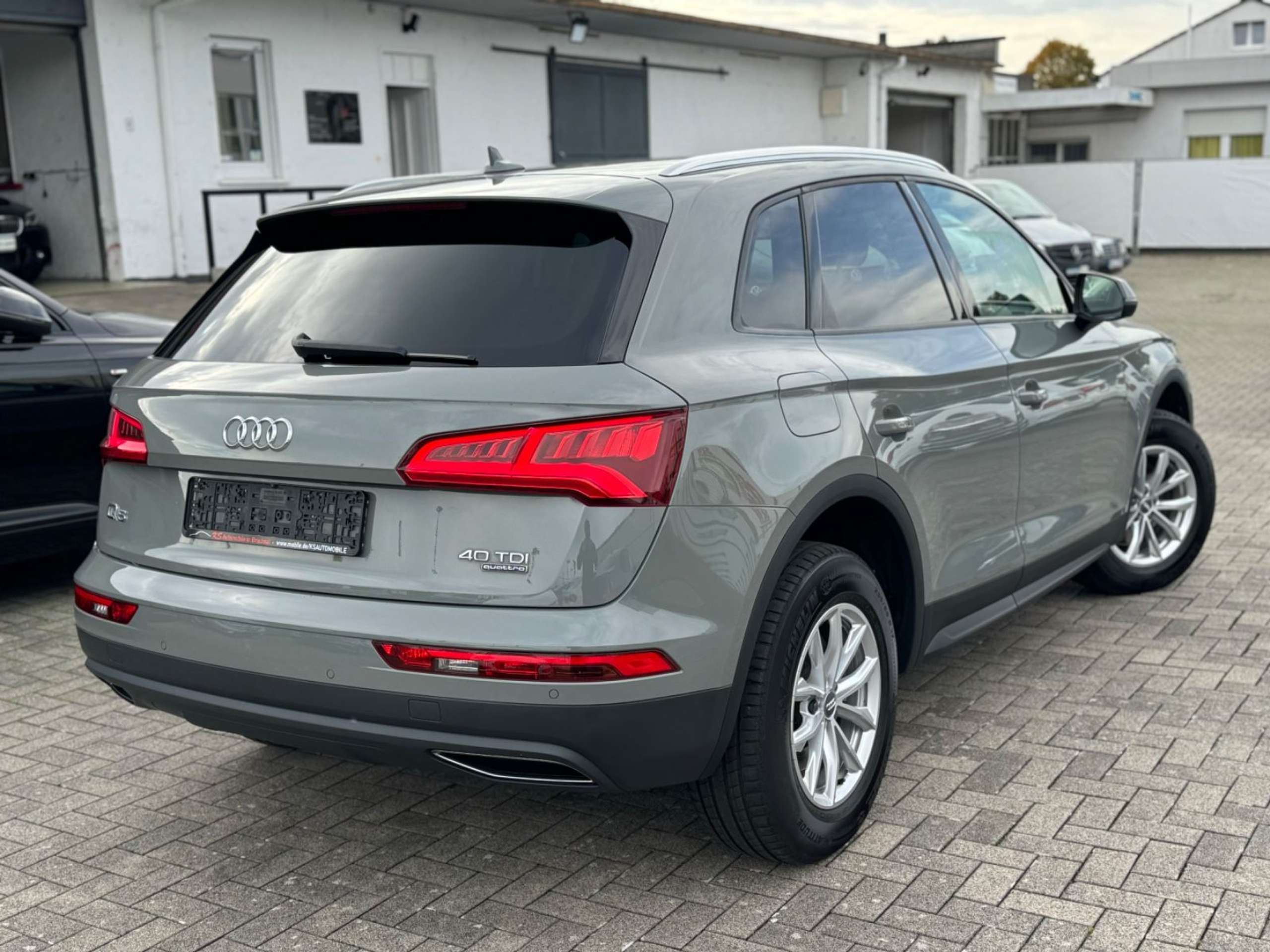 Audi - Q5