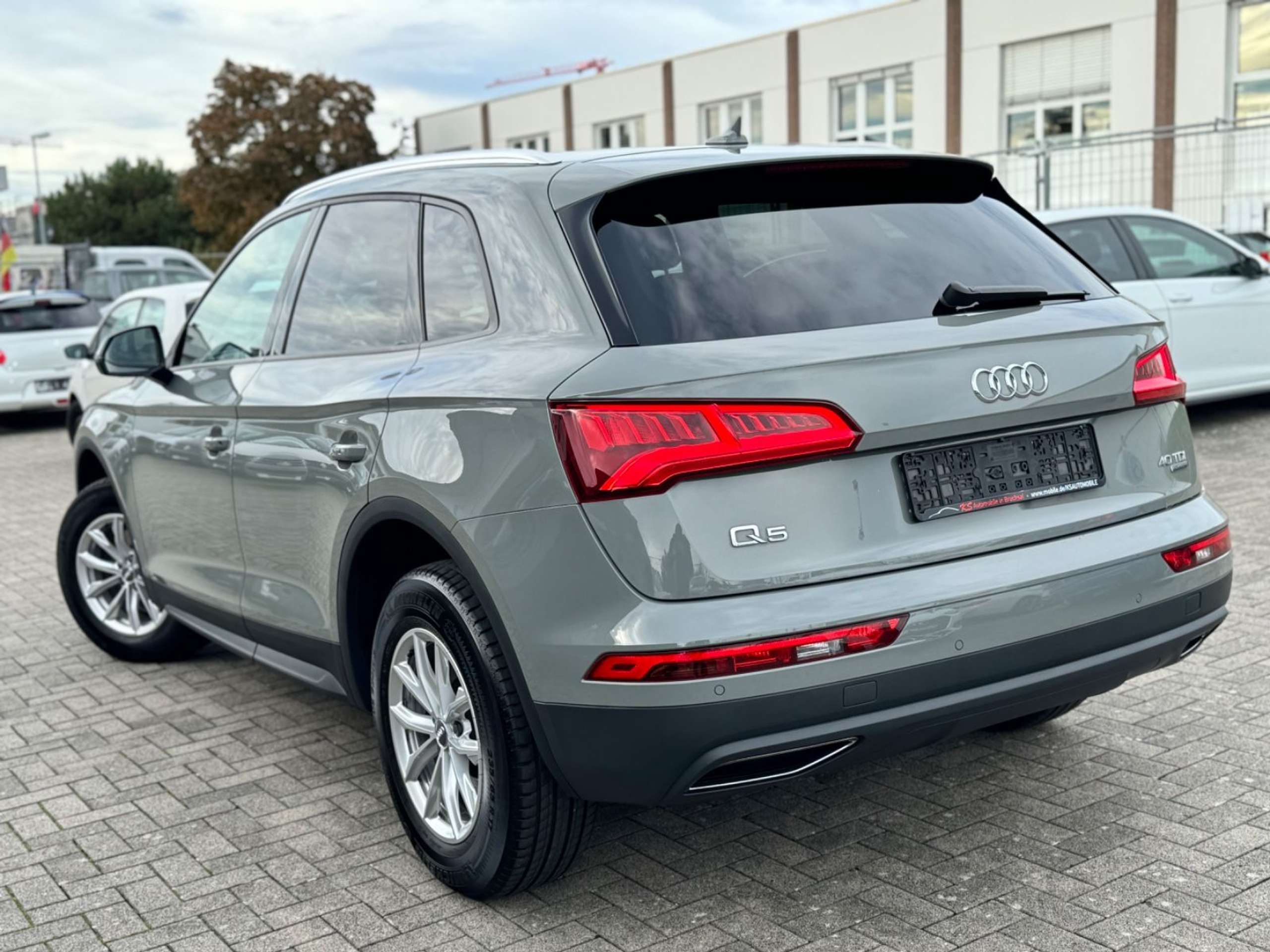 Audi - Q5