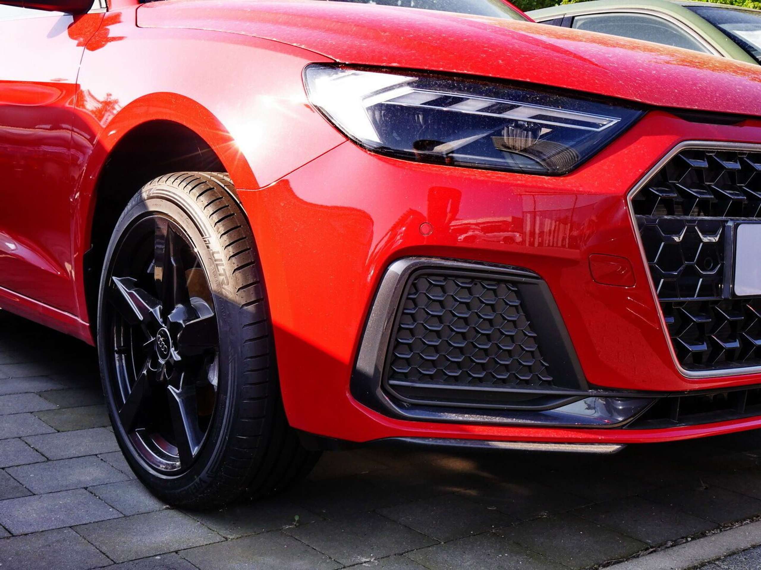 Audi - A1