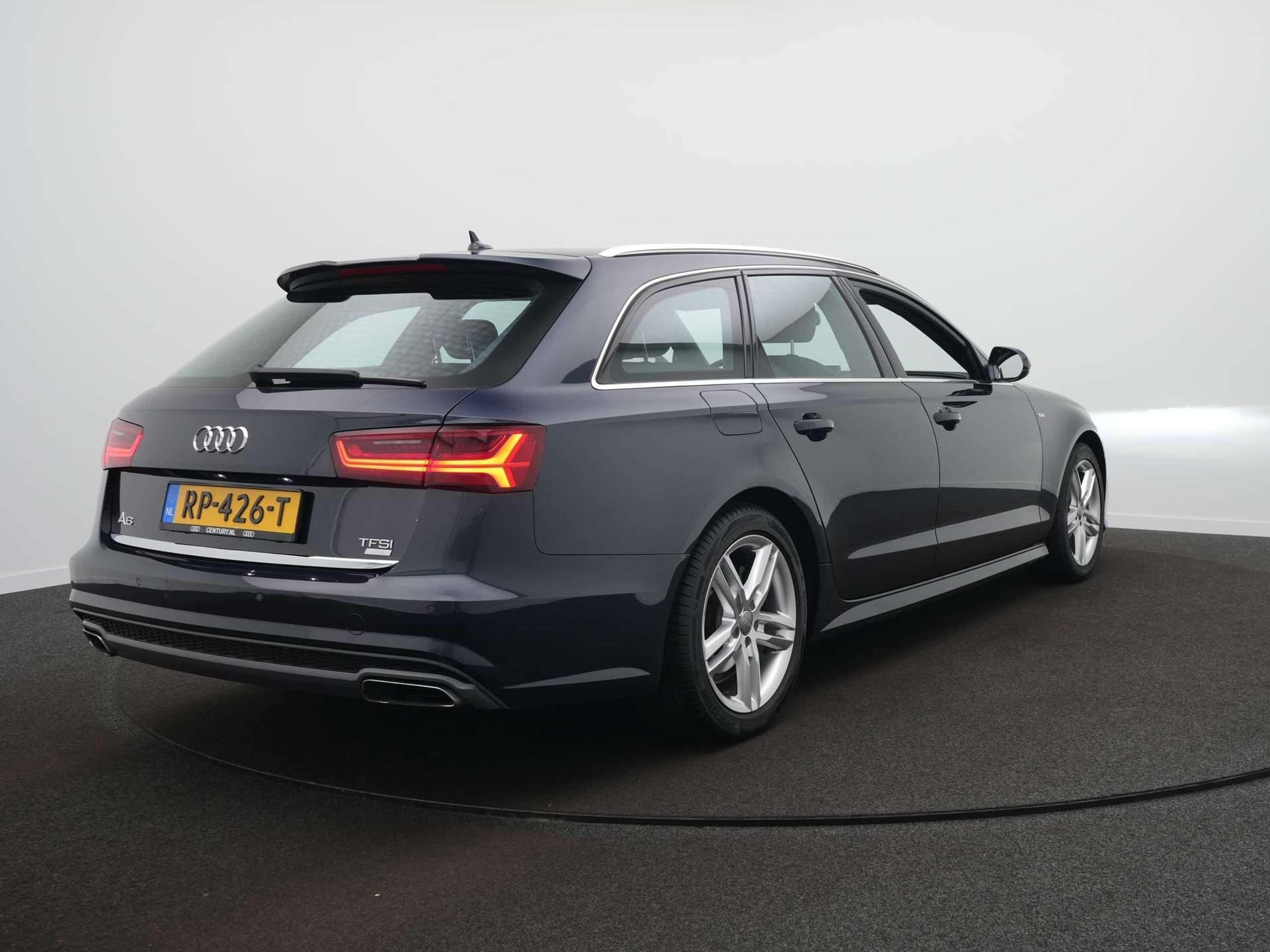 Audi - A6