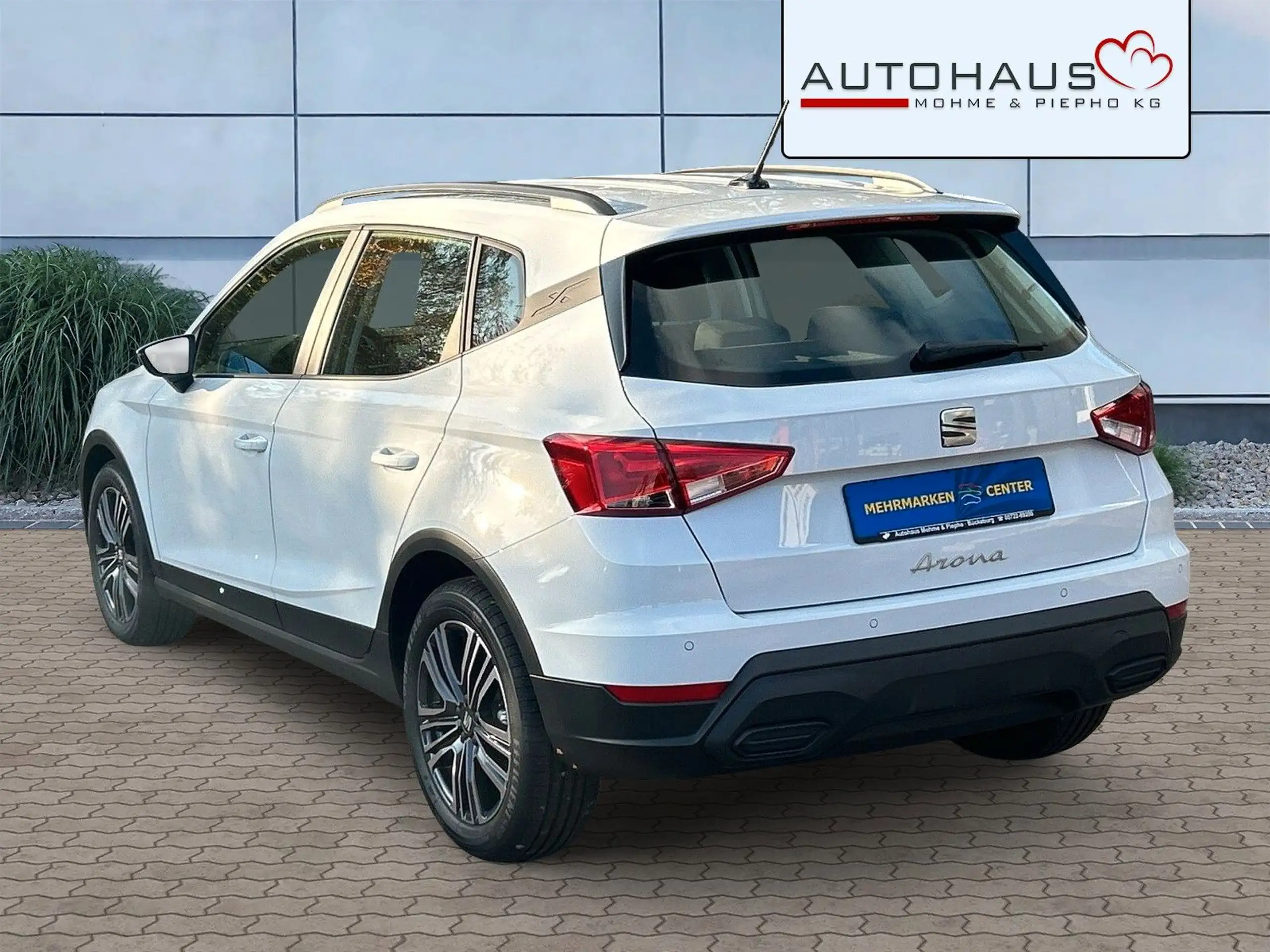 SEAT - Arona