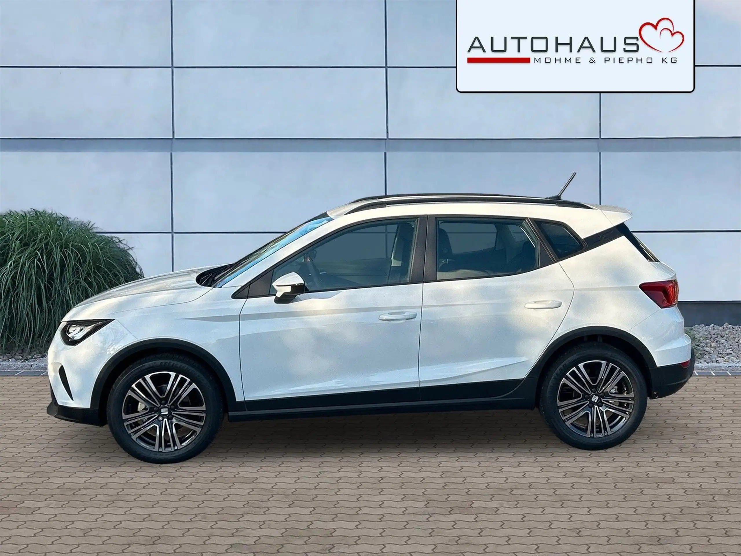 SEAT - Arona