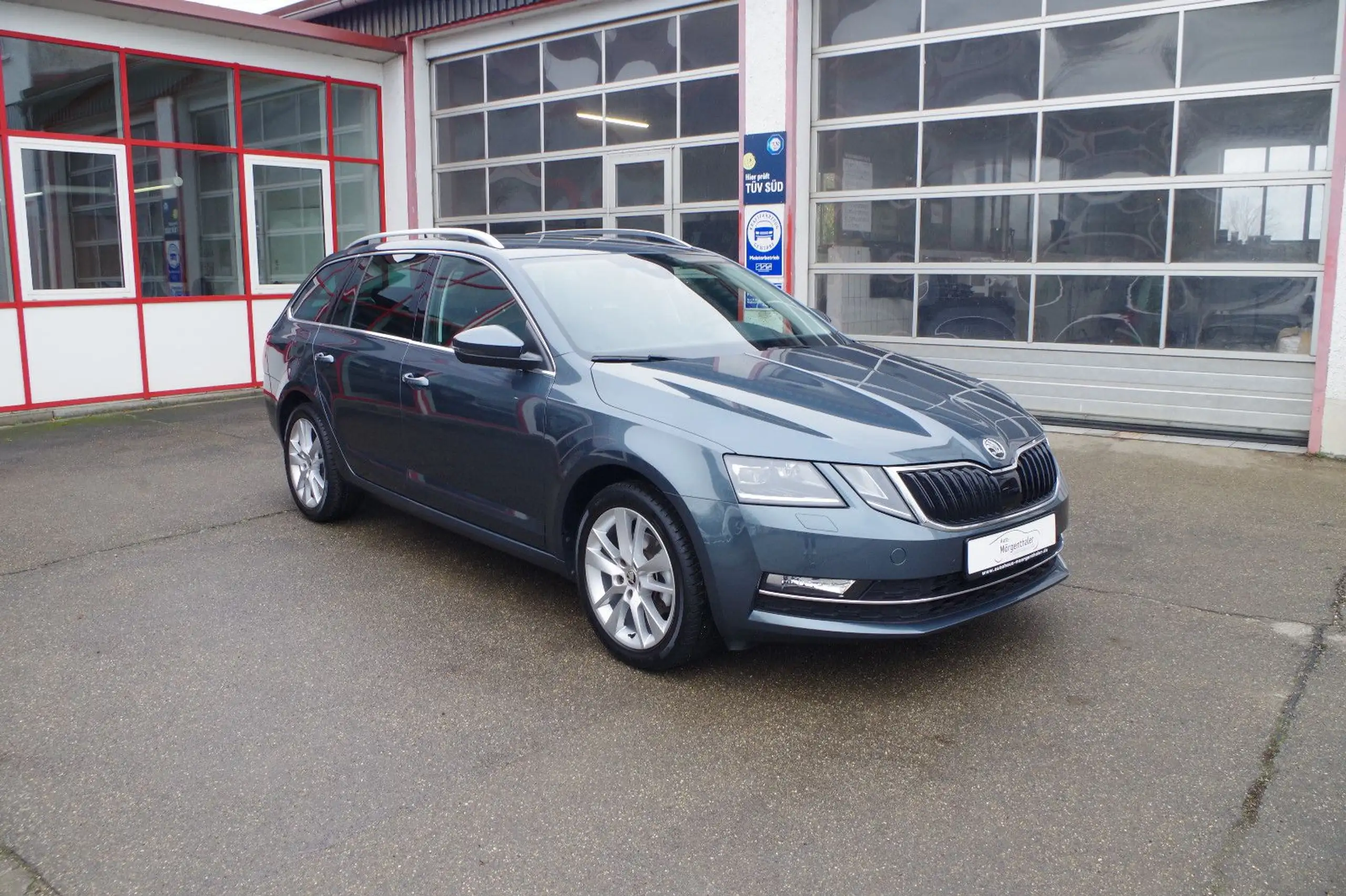 Skoda - Octavia