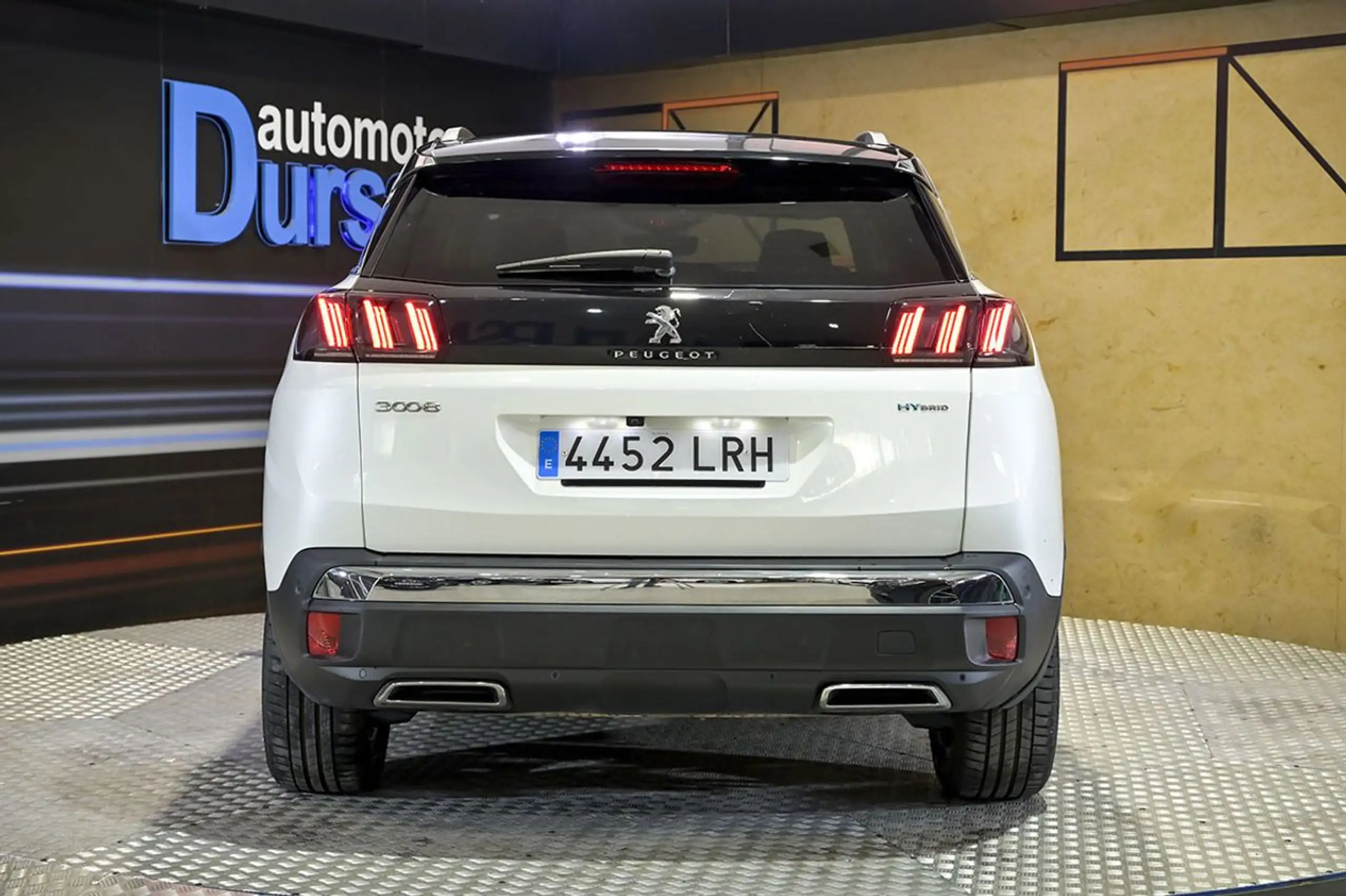 Peugeot - 3008