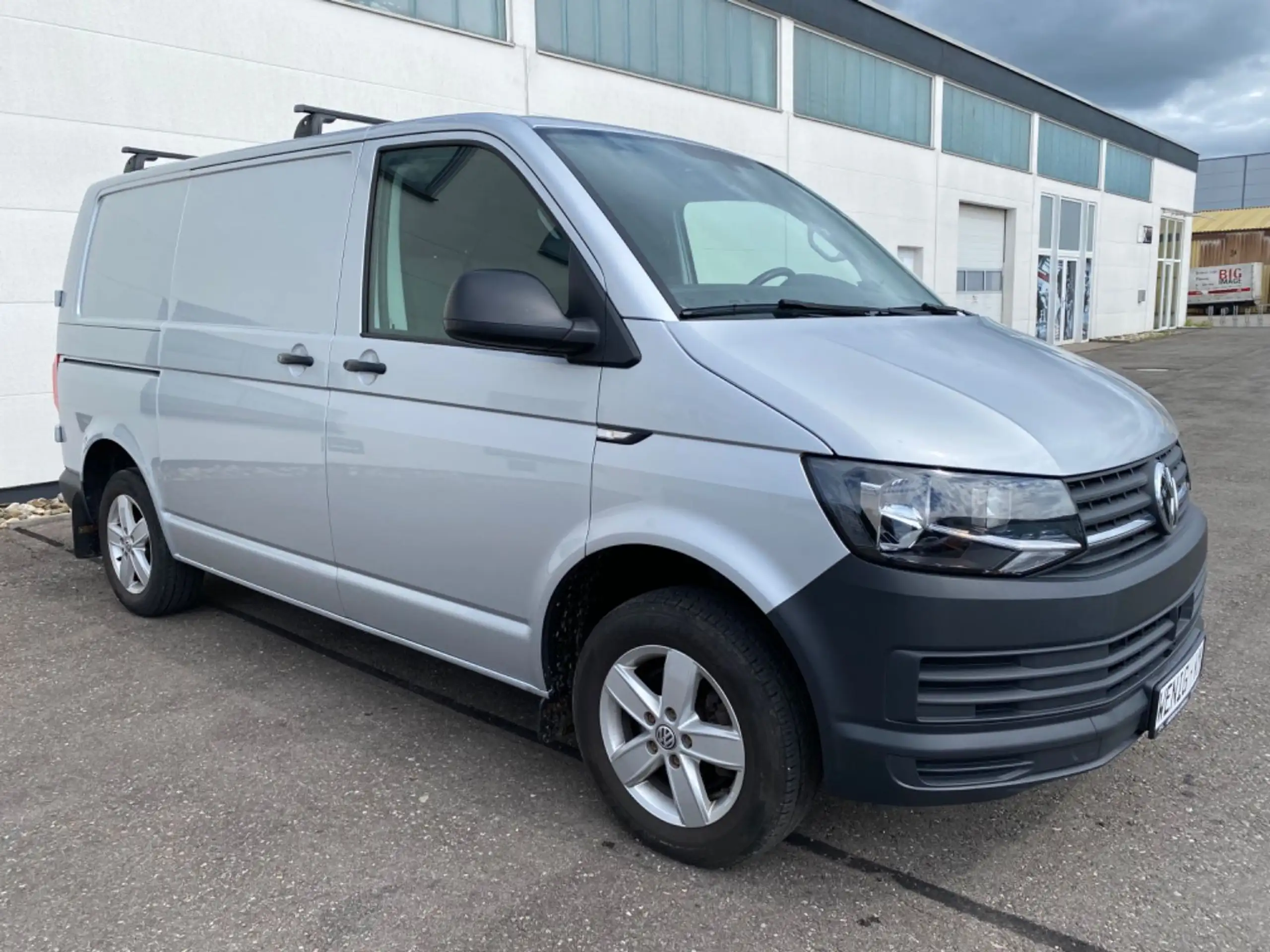 Volkswagen - T6 Transporter