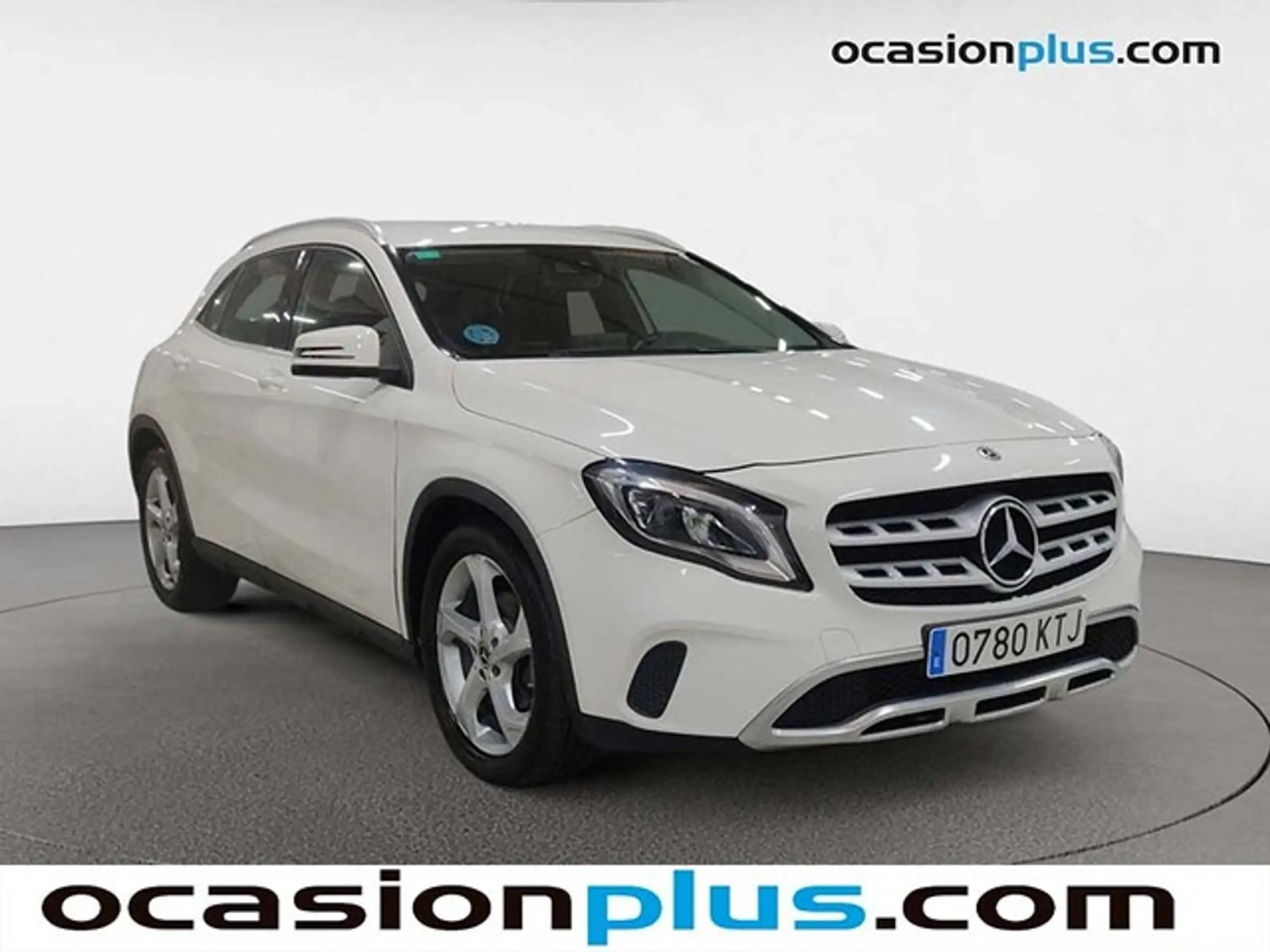 Mercedes-Benz - GLA 200