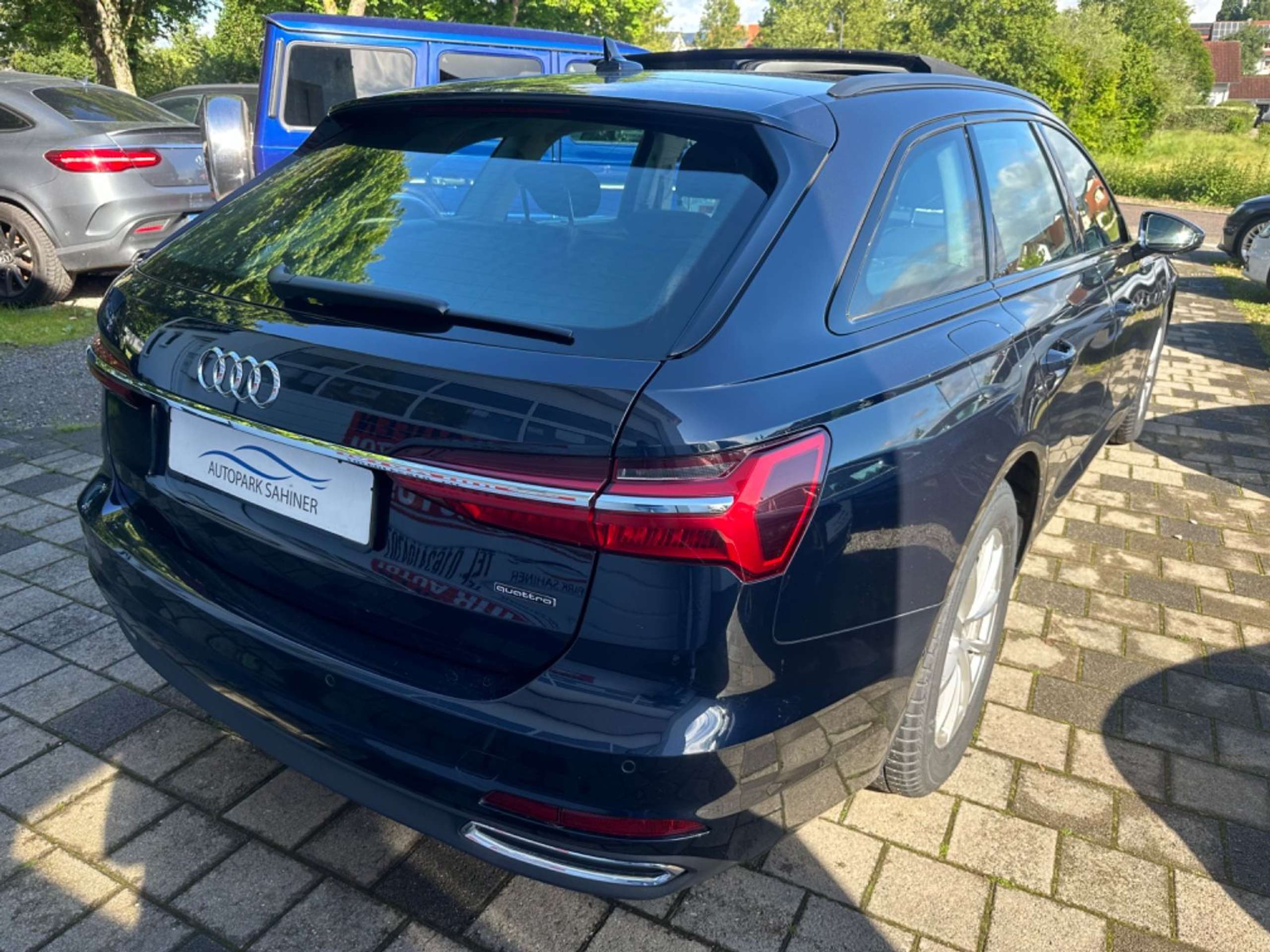 Audi - A6