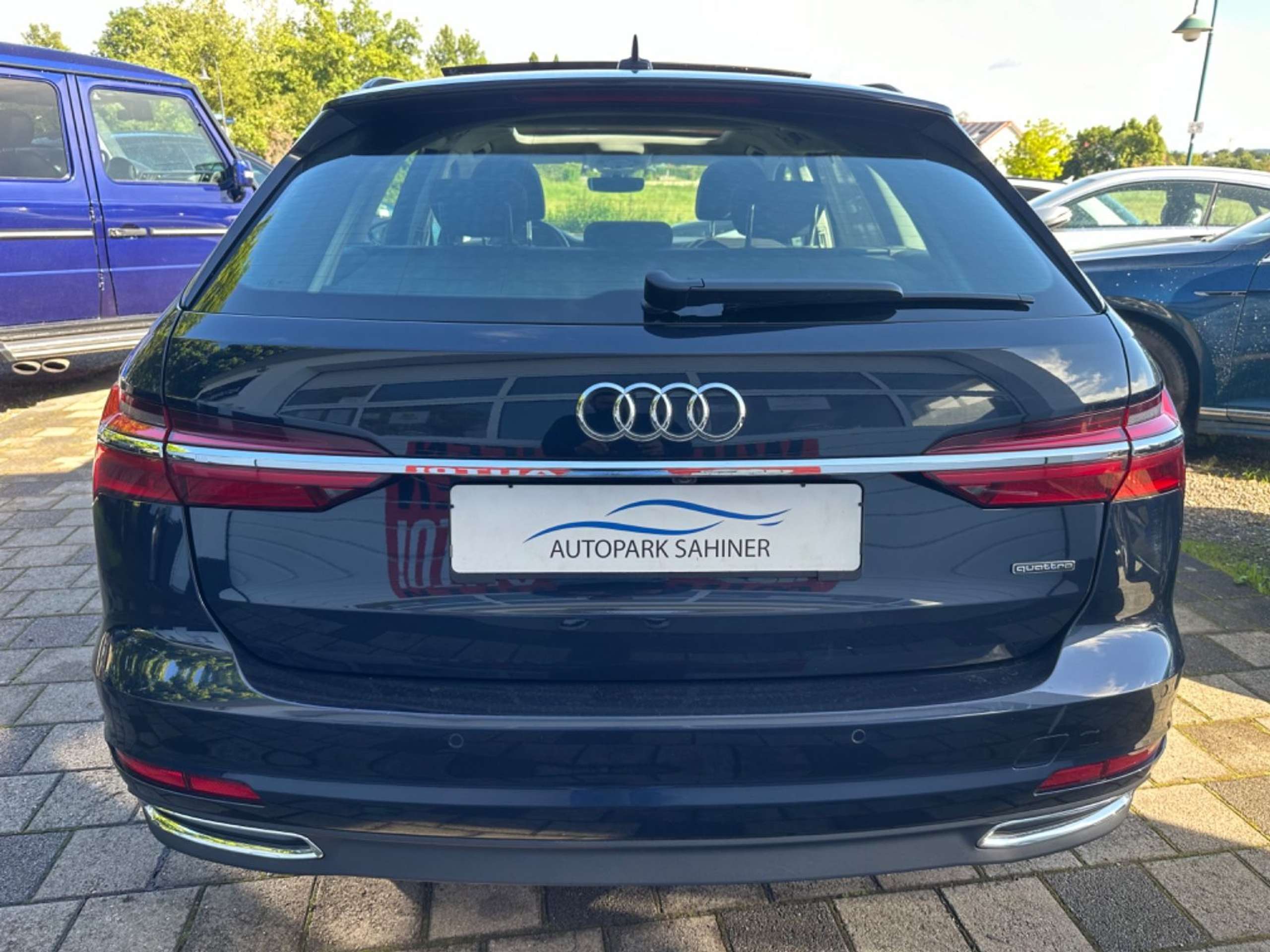 Audi - A6