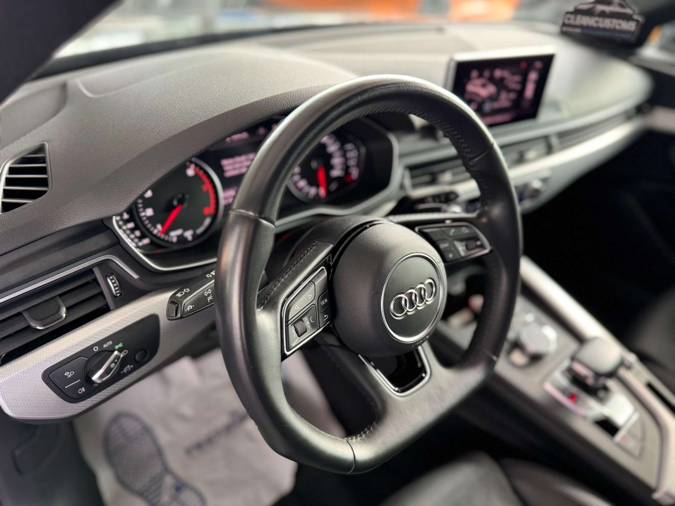 Audi - A4