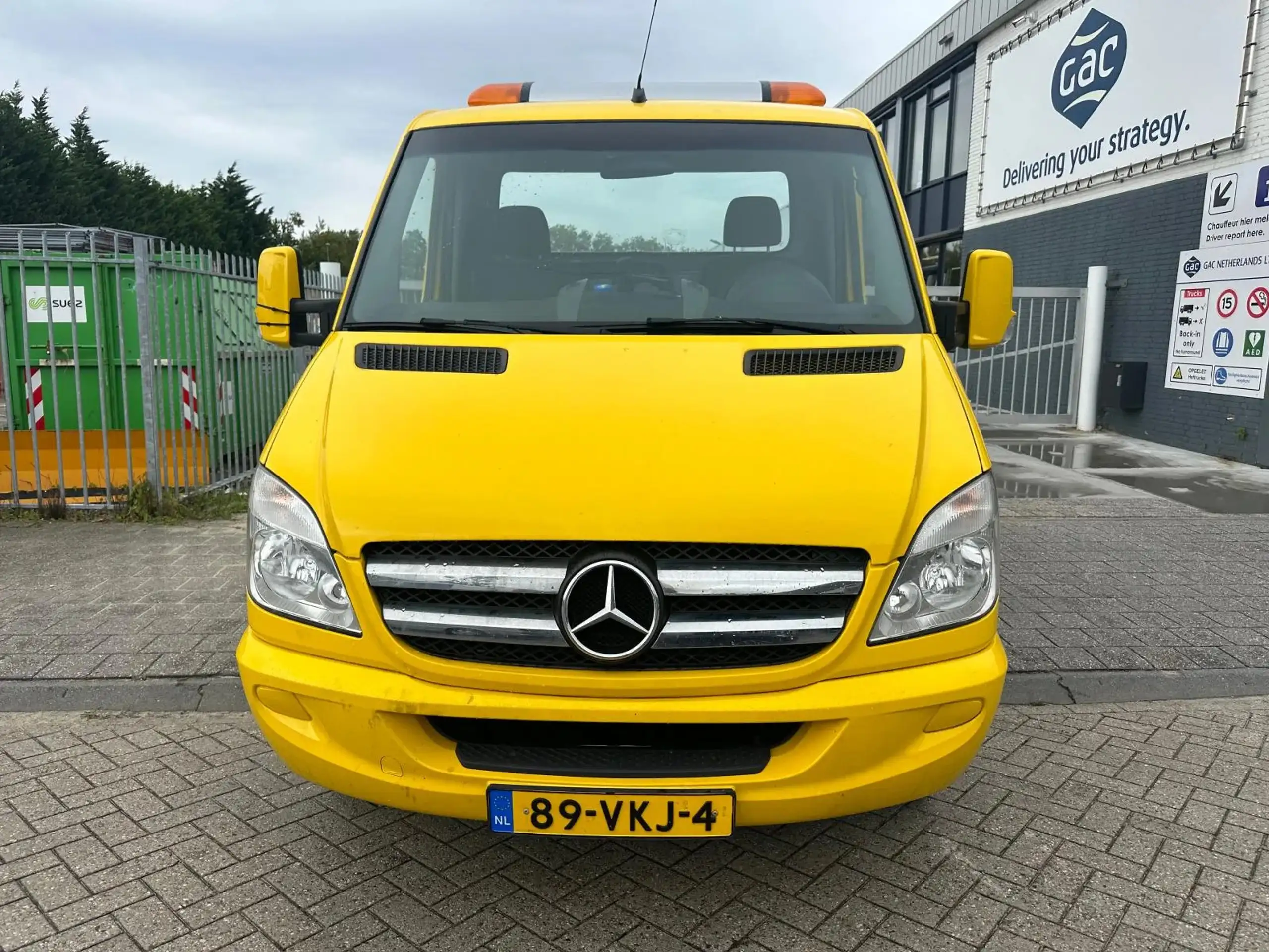 Mercedes-Benz - Sprinter