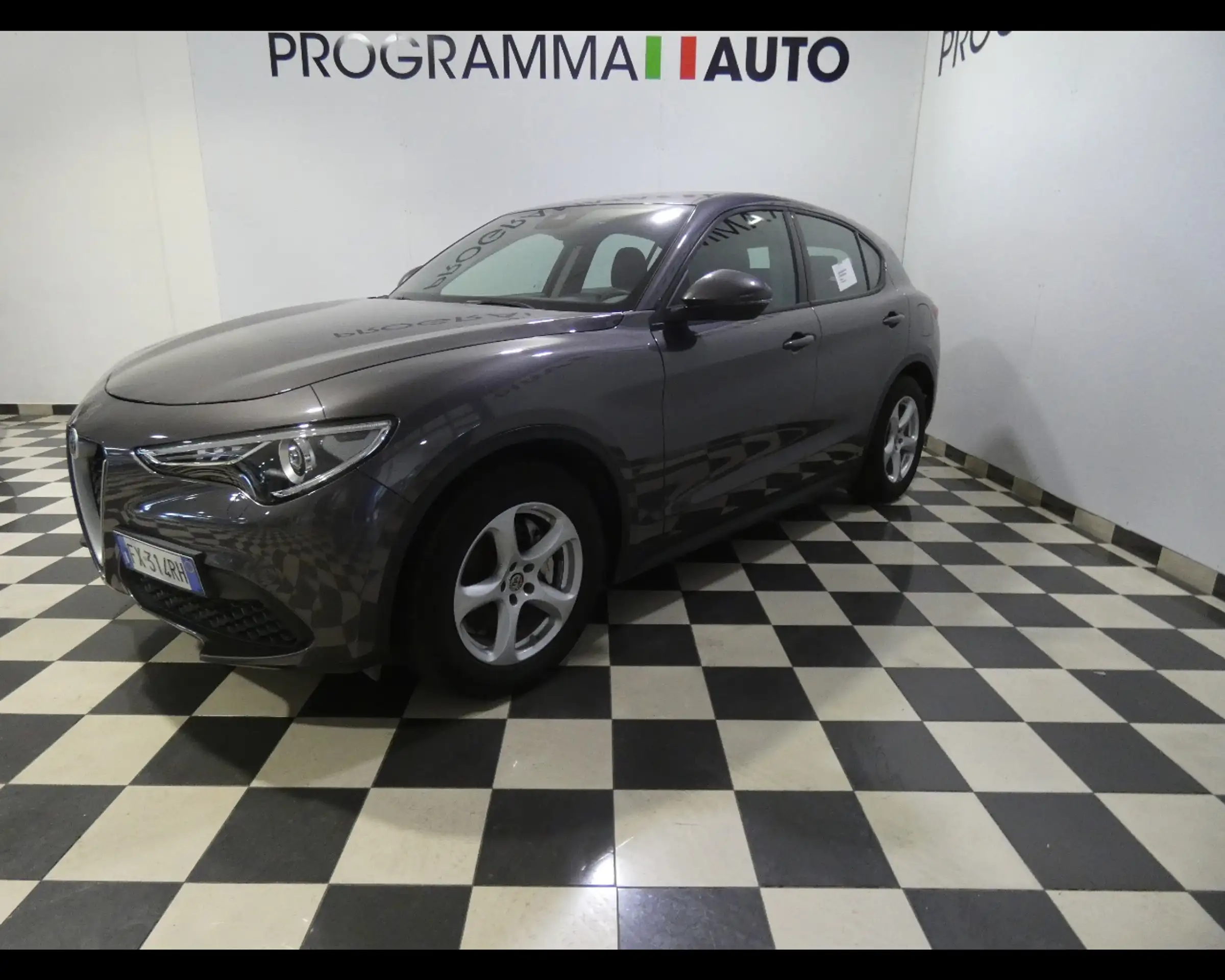 Alfa Romeo Stelvio 2019