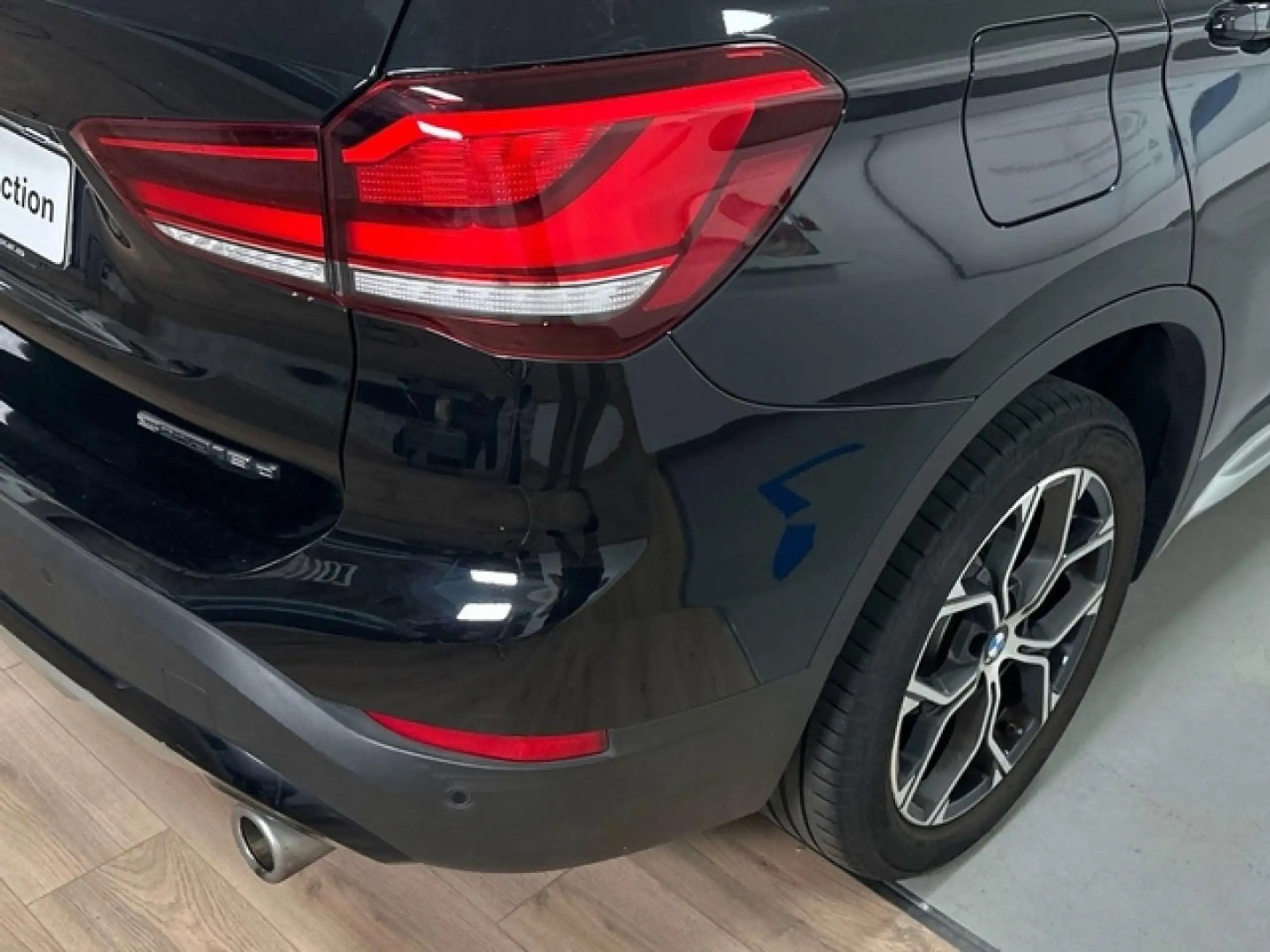 BMW - X1