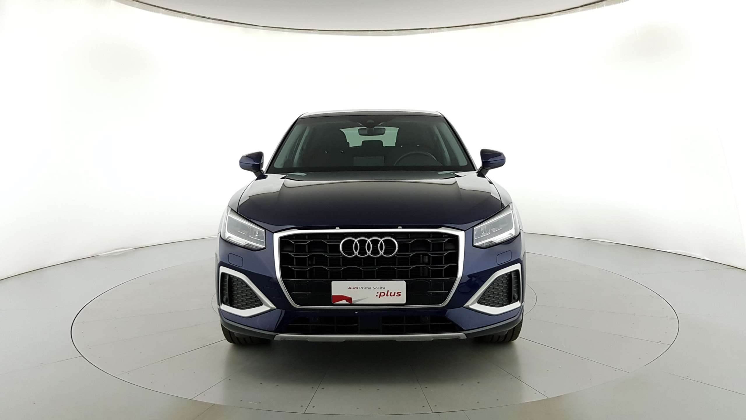 Audi - Q2