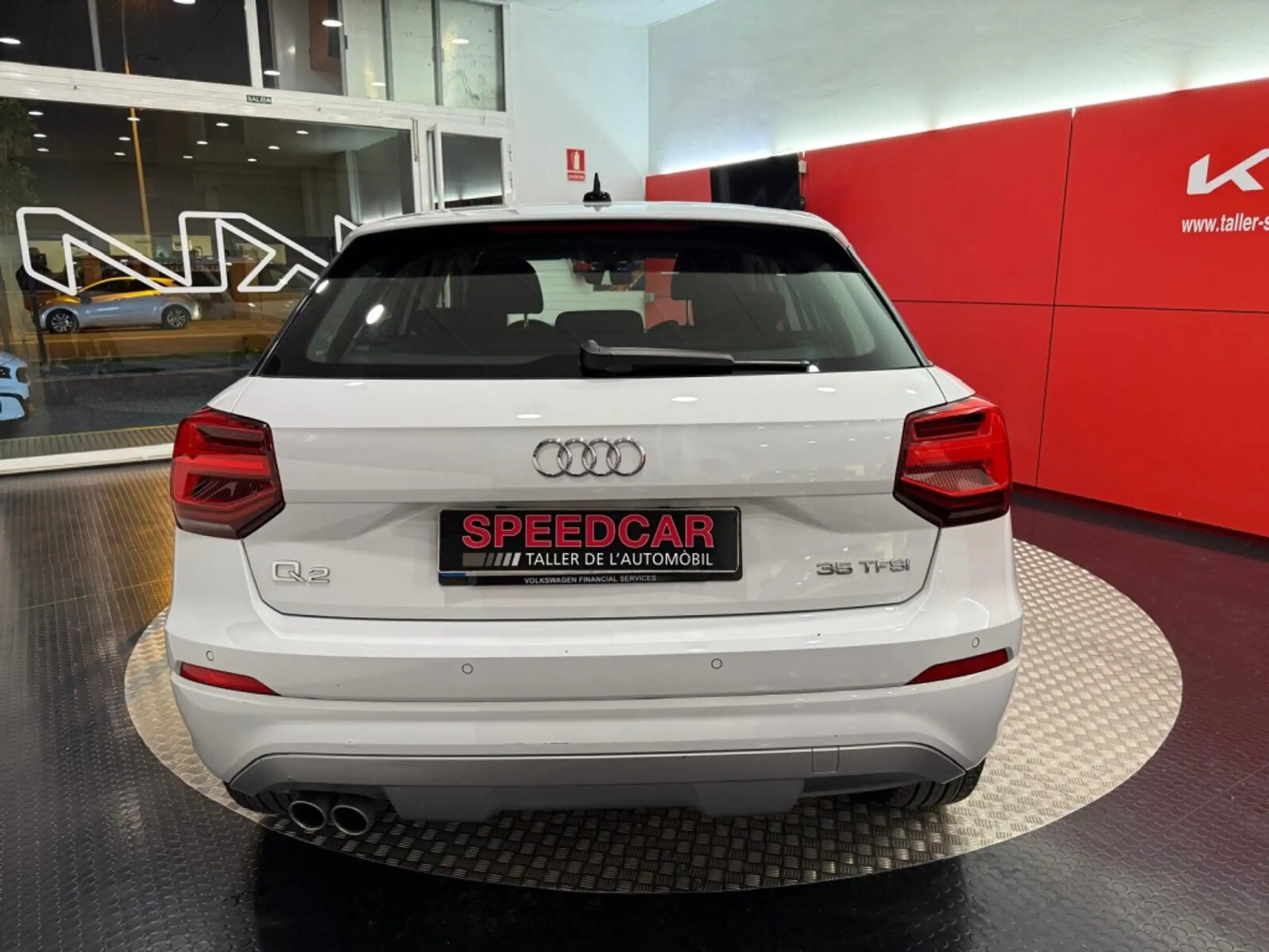 Audi - Q2