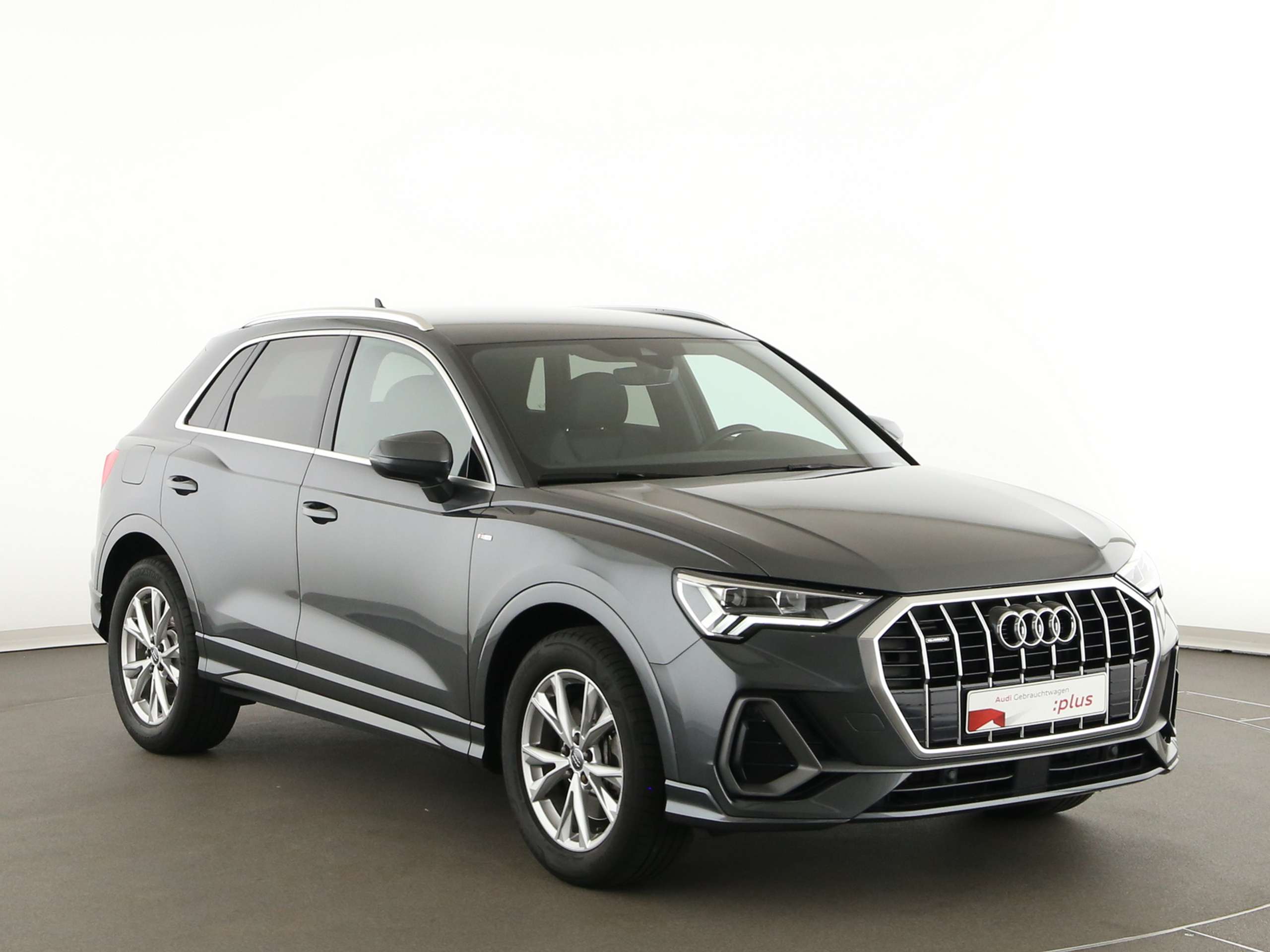 Audi - Q3